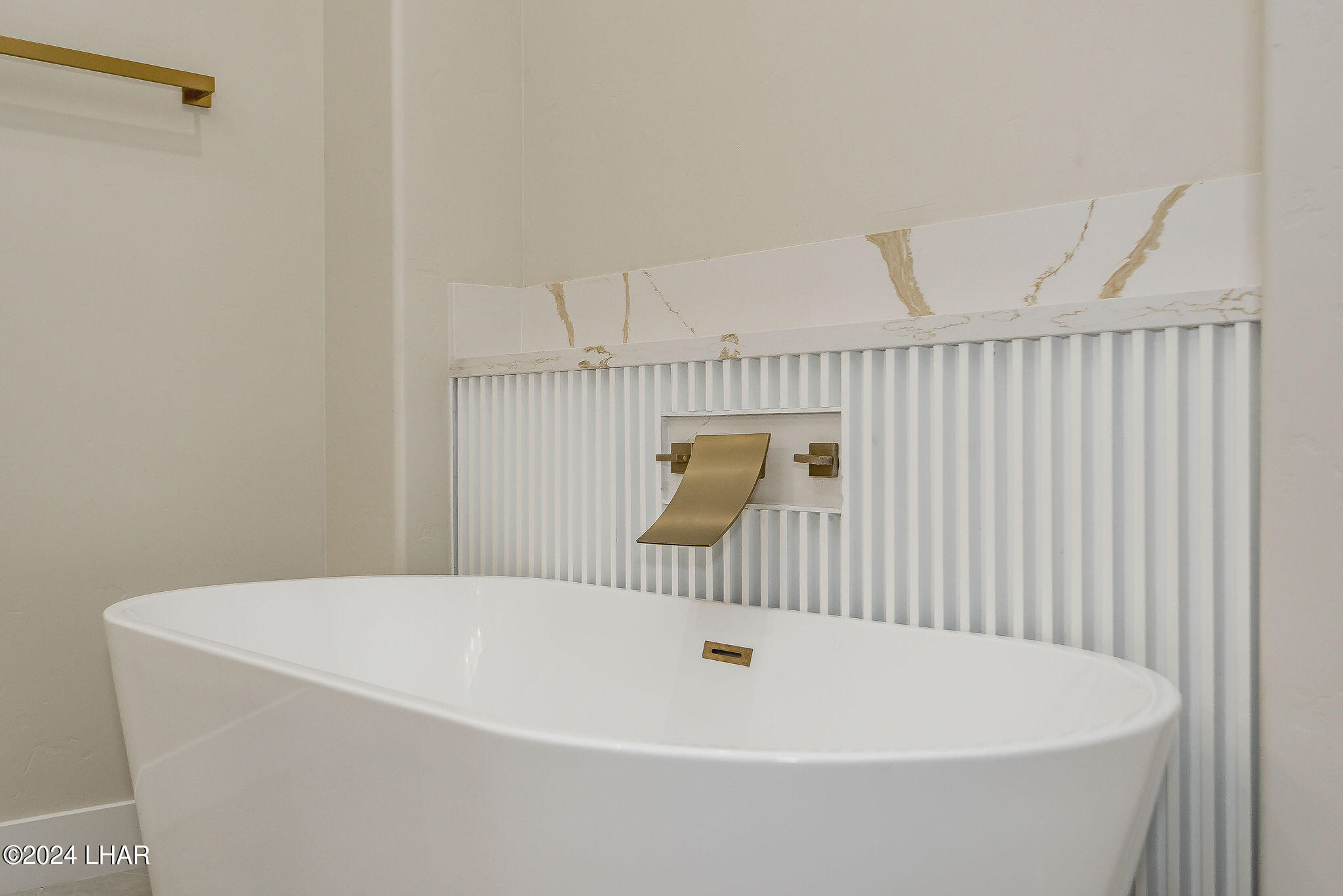 2114 E Calle Salamanca