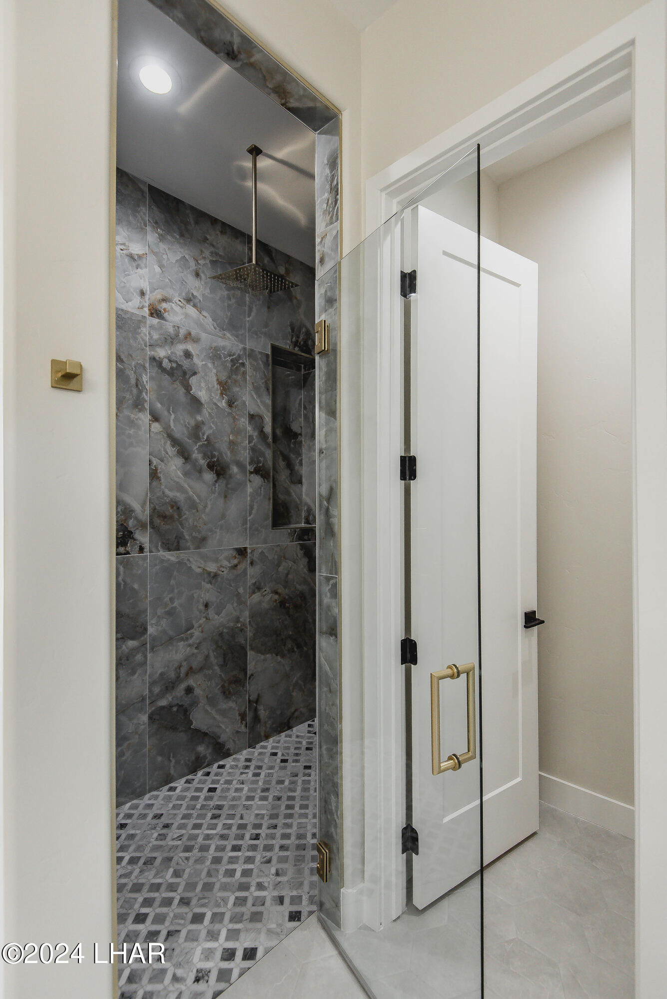 2114 E Calle Salamanca