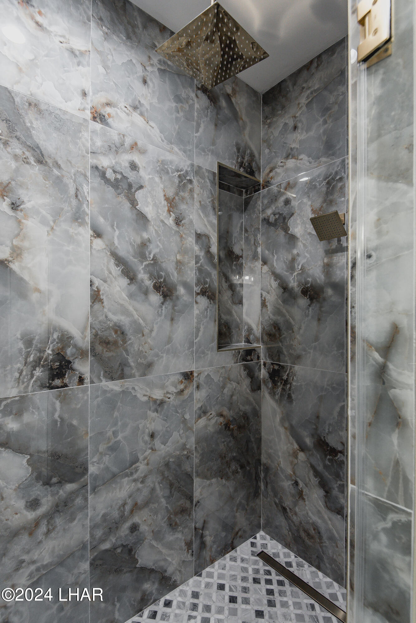 2114 E Calle Salamanca