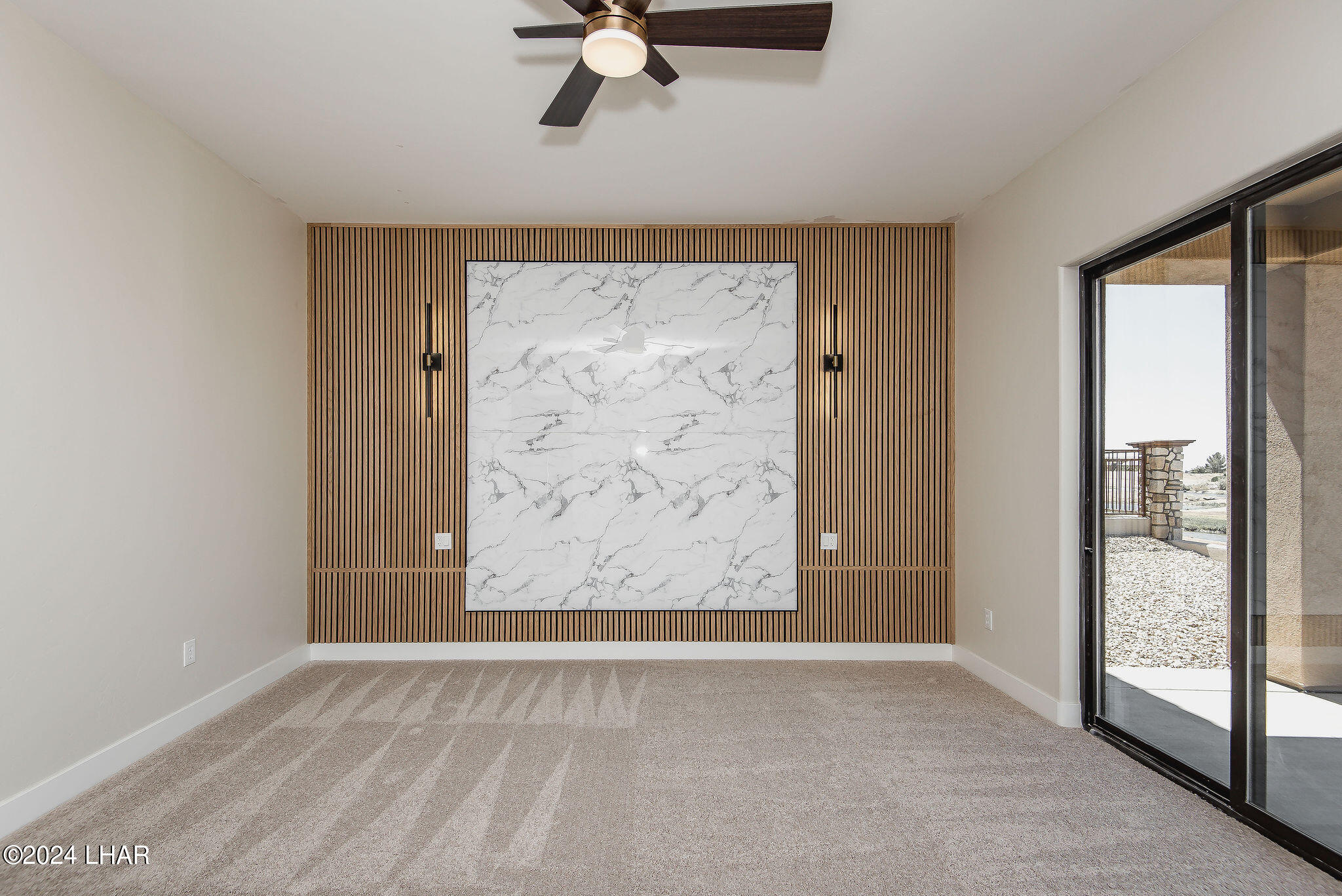 2114 E Calle Salamanca