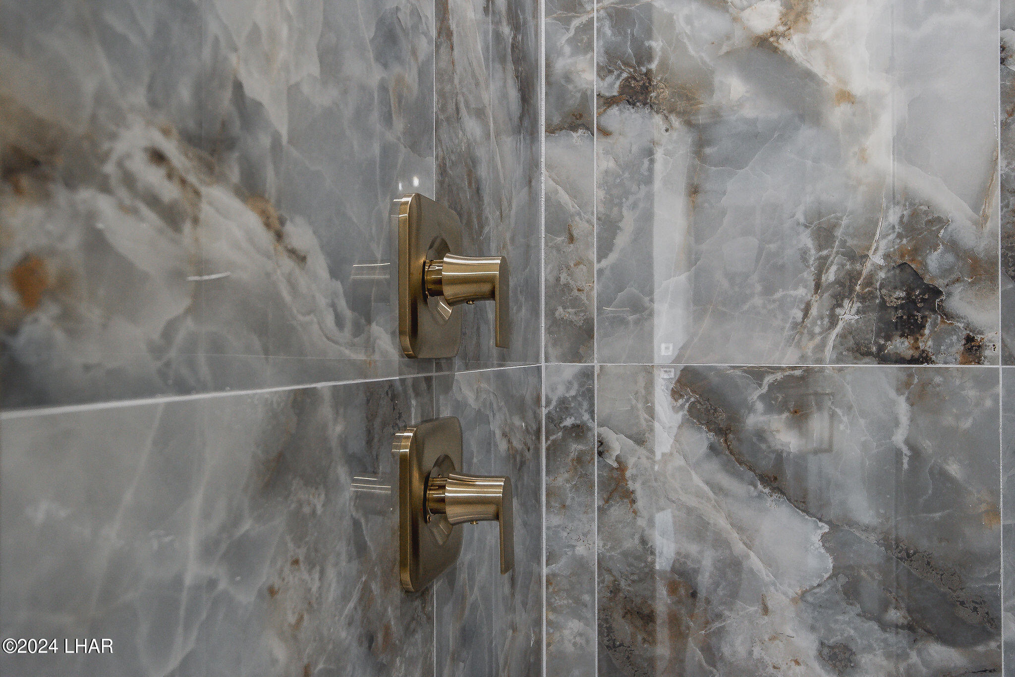 2114 E Calle Salamanca