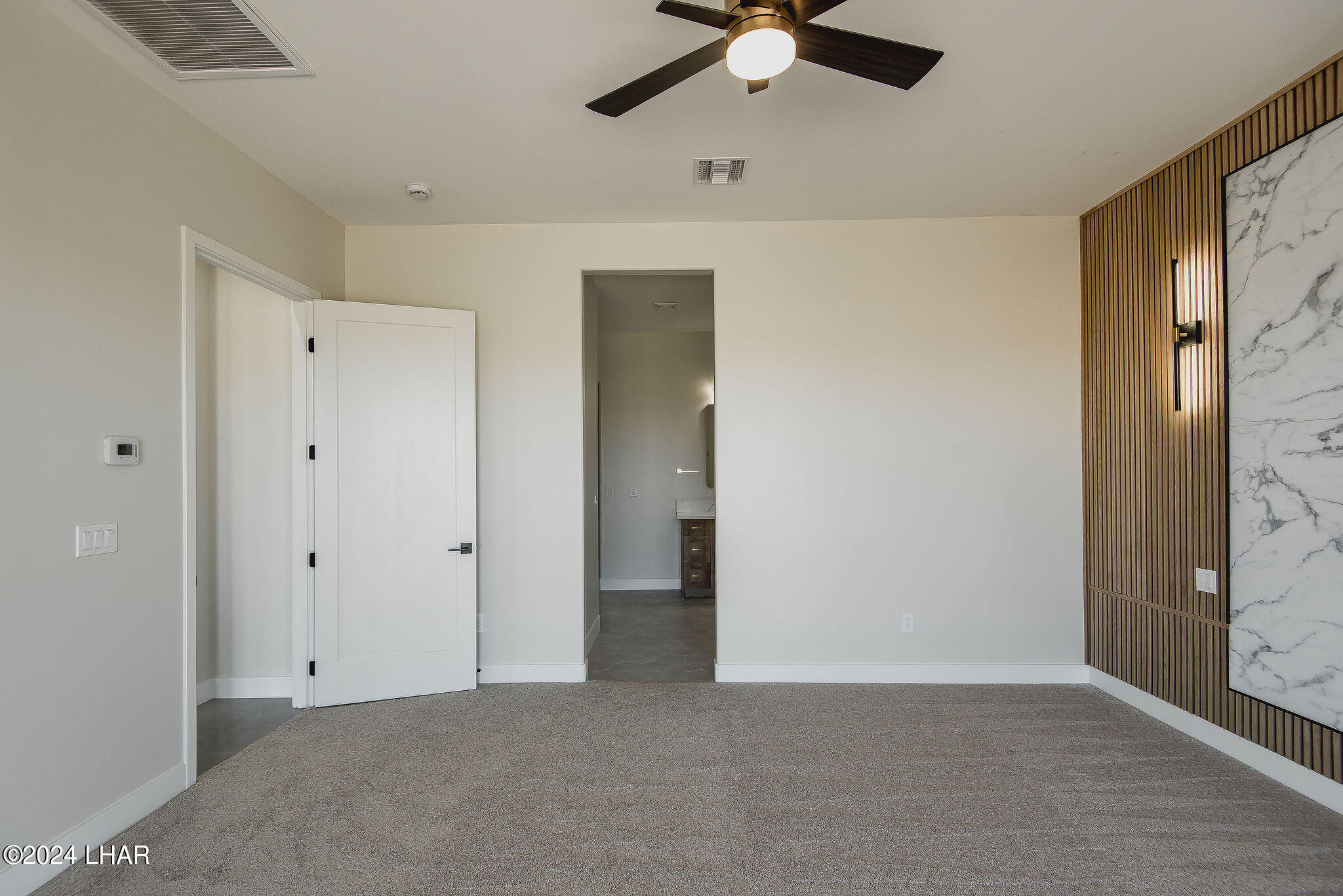 2114 E Calle Salamanca