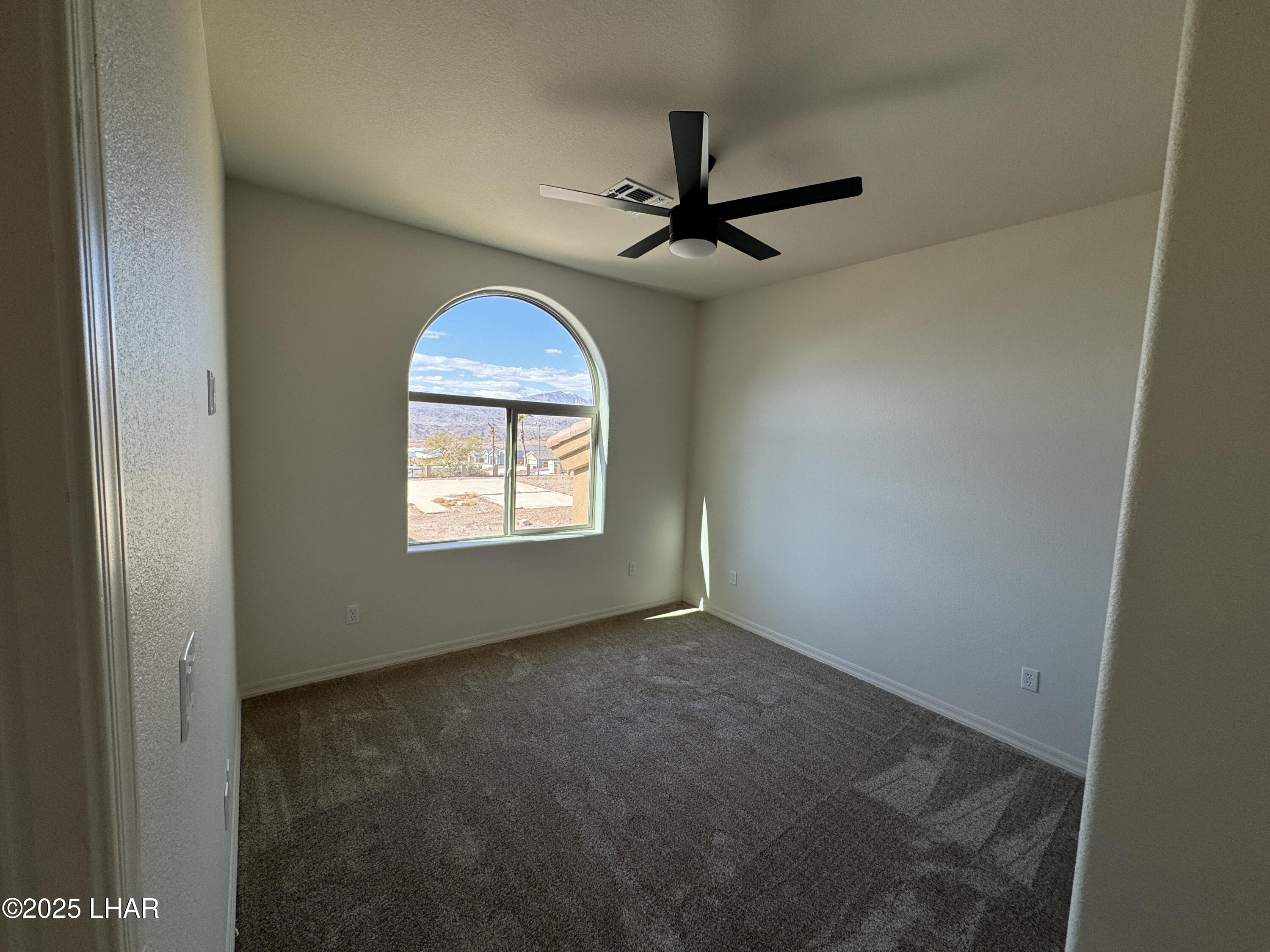 890 Florence Ave, 204