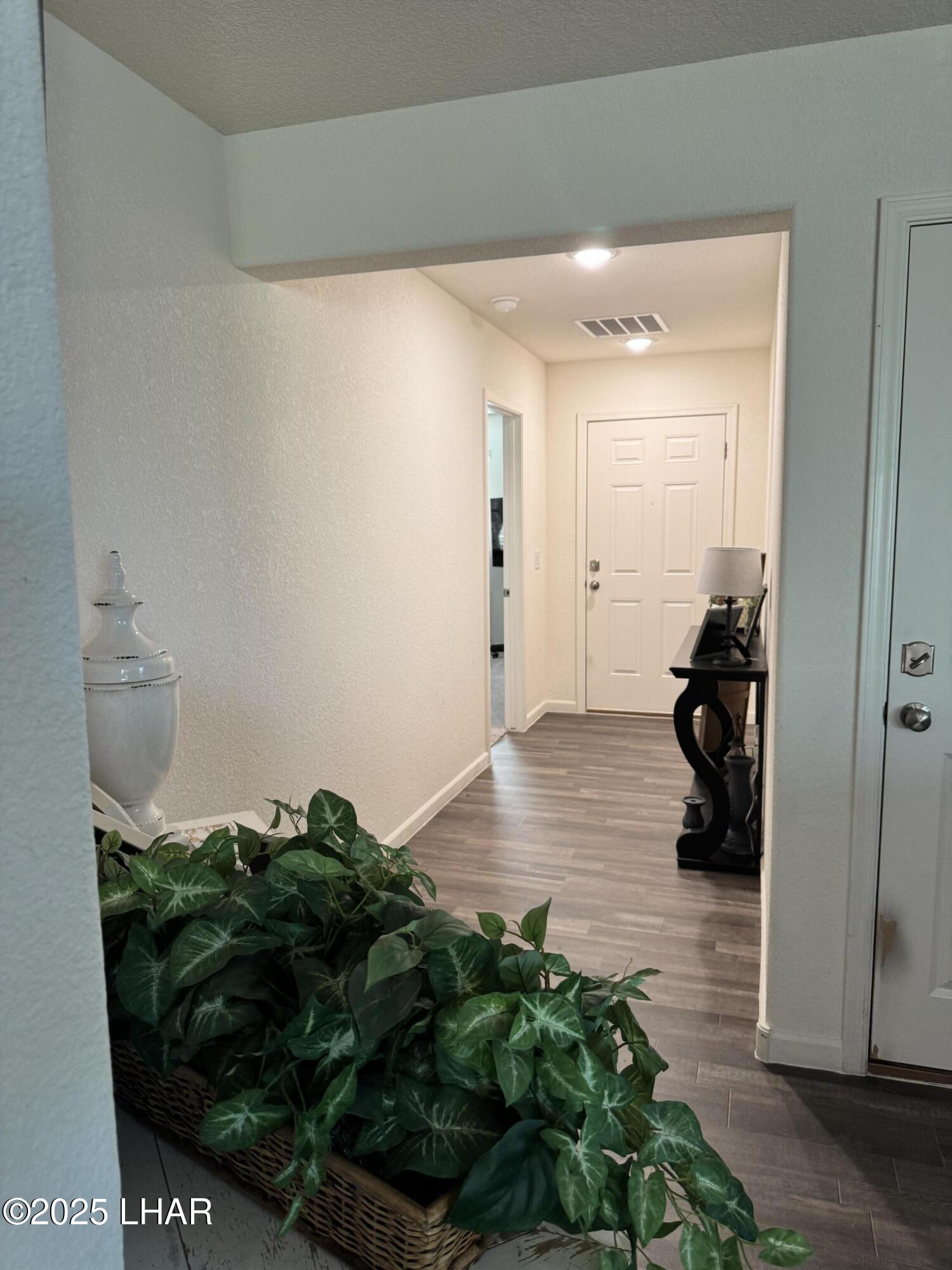 6533 Black Canyon Dr