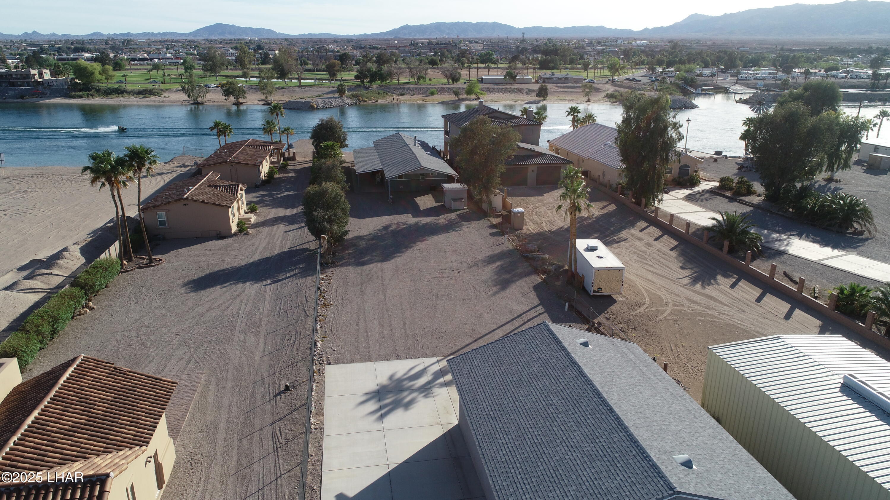 1370 Dike Rd, Mohave Valley