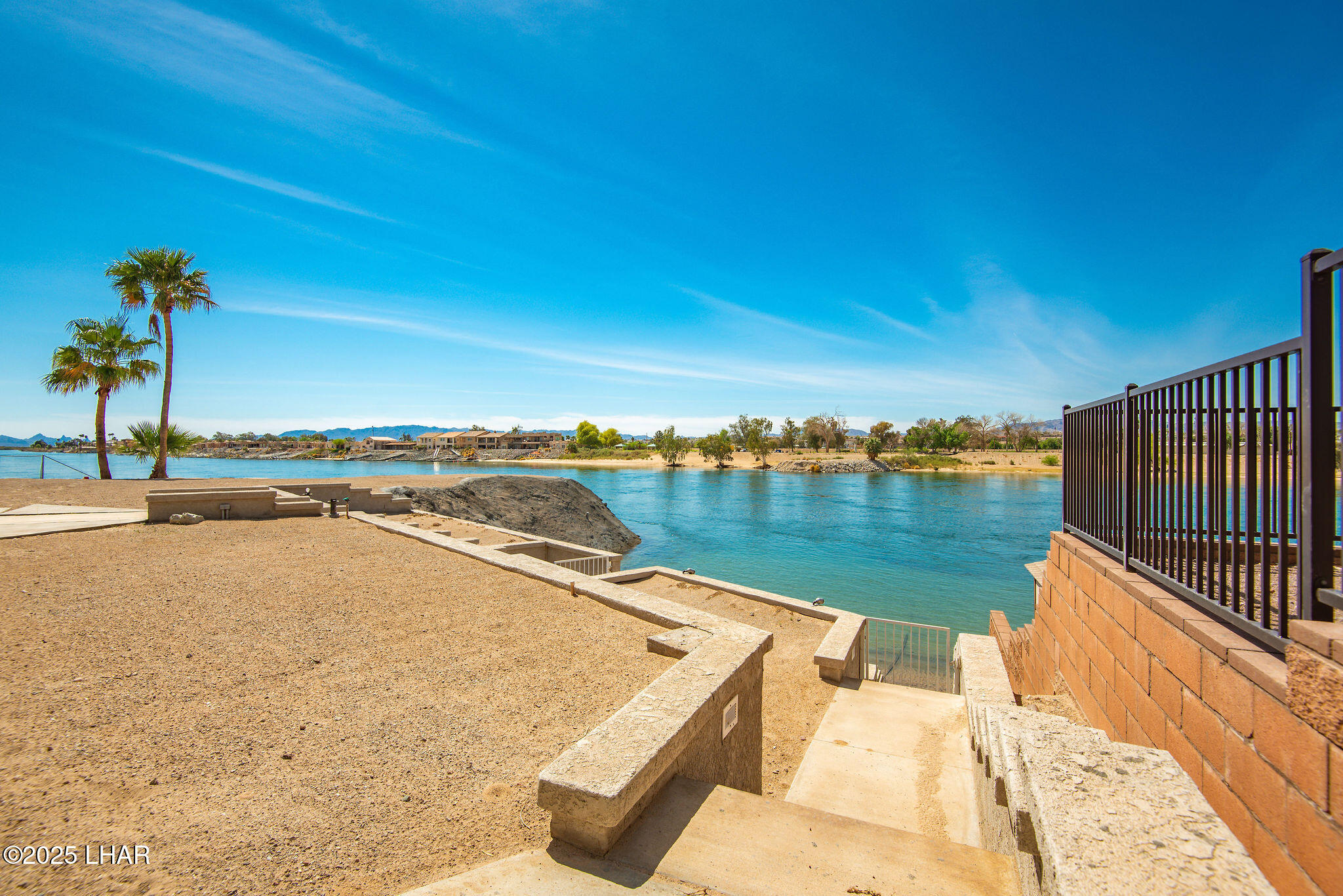 1370 Dike Rd, Mohave Valley