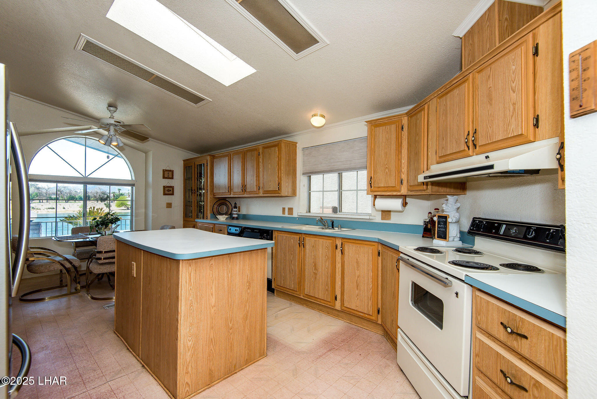 1370 Dike Rd, Mohave Valley