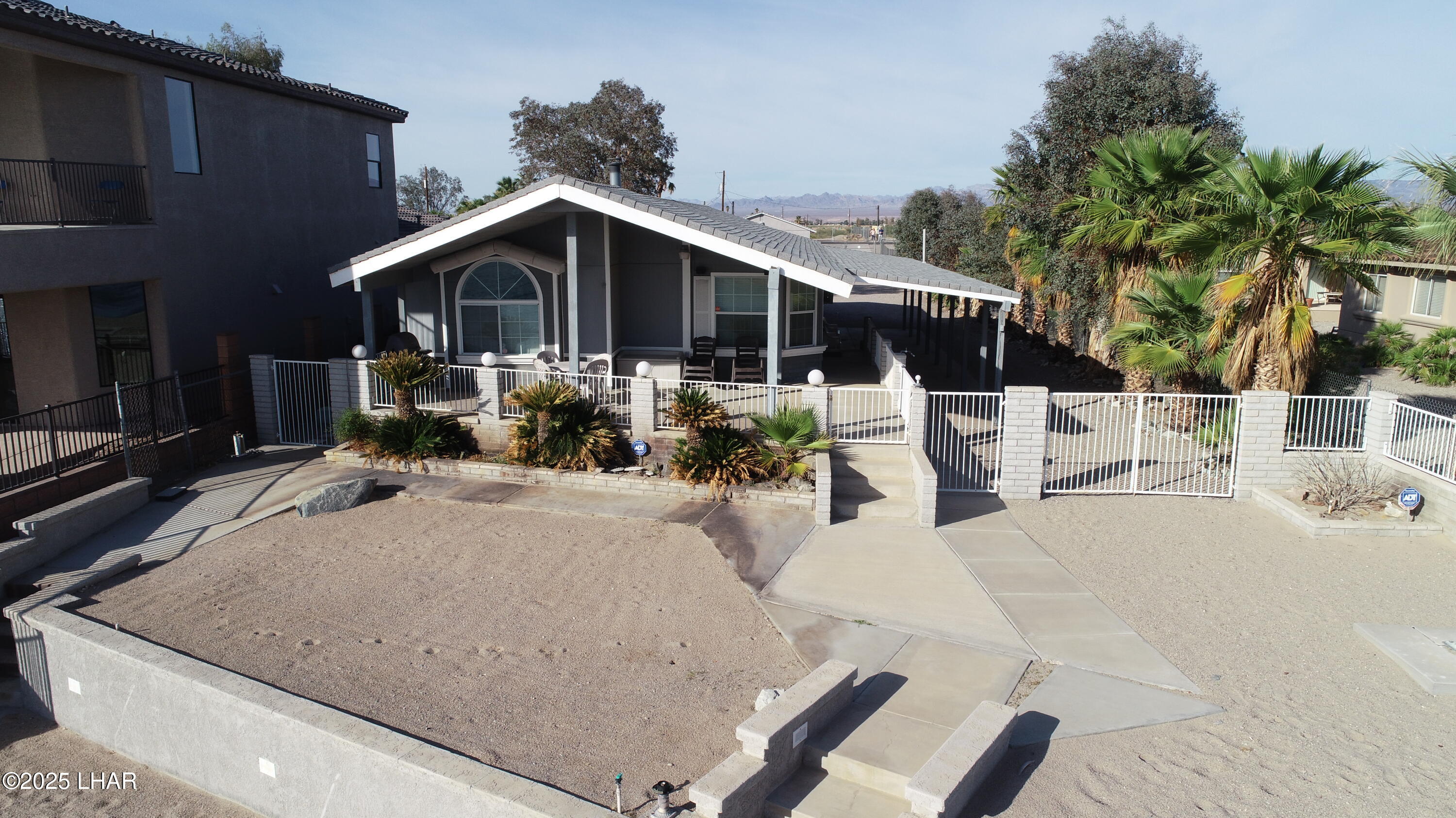 1370 Dike Rd, Mohave Valley