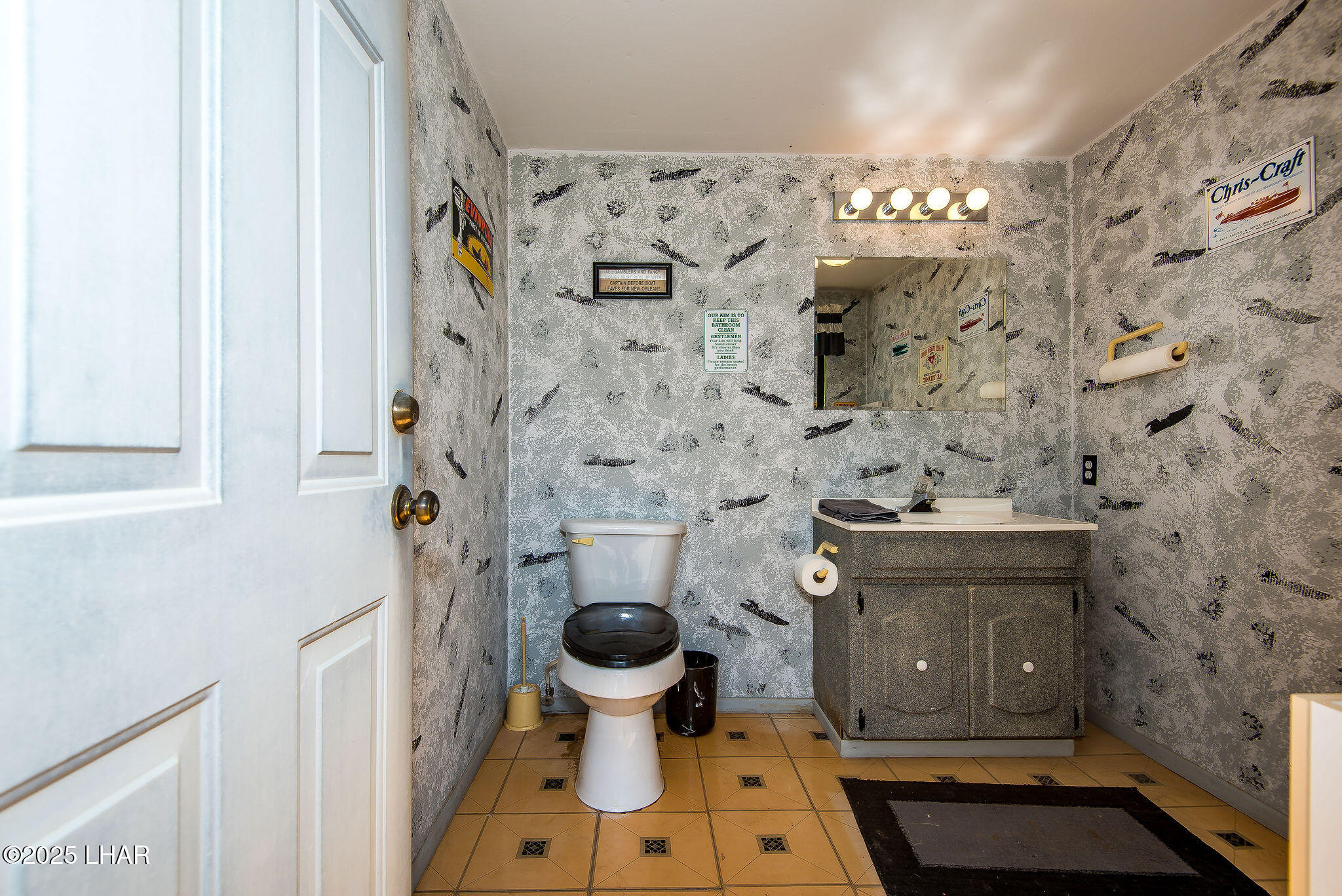 1370 Dike Rd, Mohave Valley