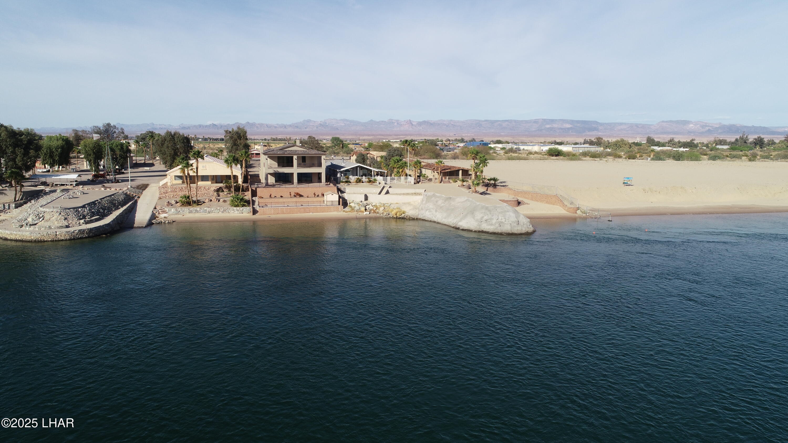 1370 Dike Rd, Mohave Valley