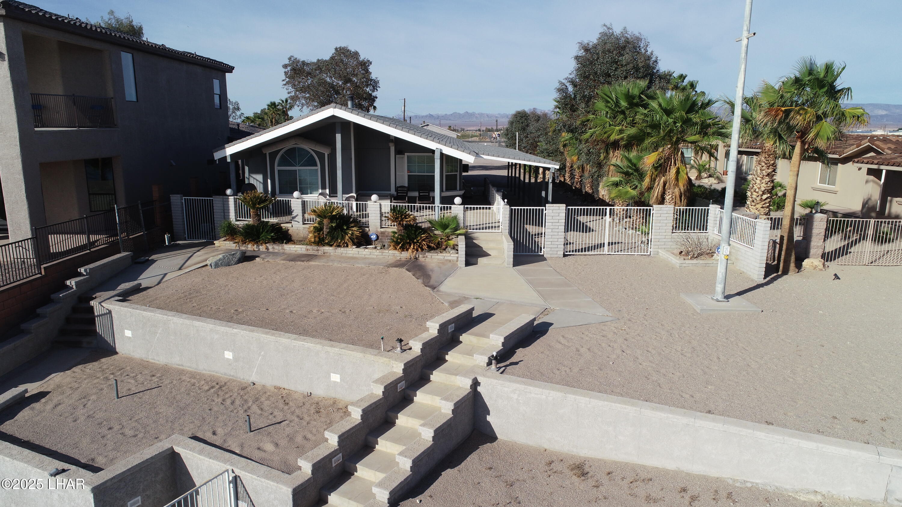 1370 Dike Rd, Mohave Valley