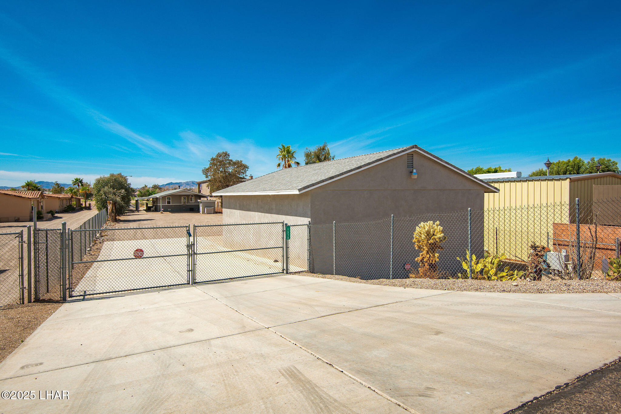 1370 Dike Rd, Mohave Valley
