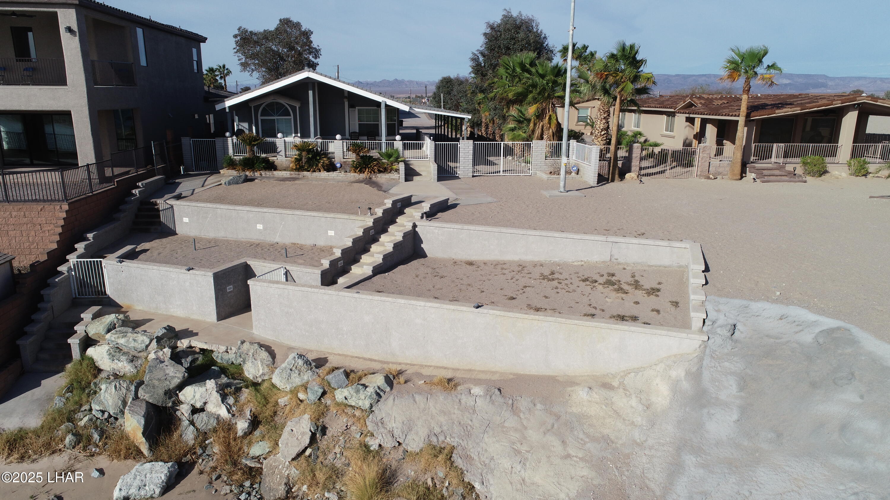 1370 Dike Rd, Mohave Valley