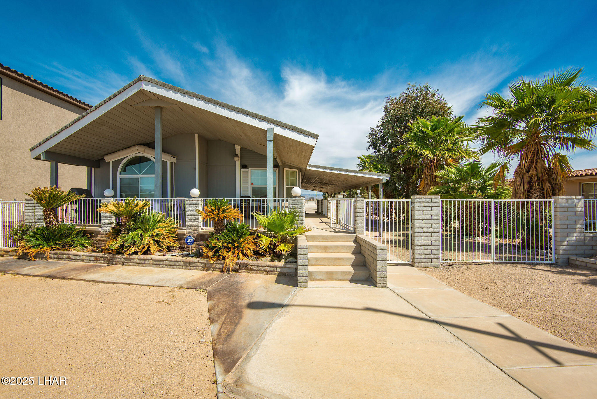 1370 Dike Rd, Mohave Valley