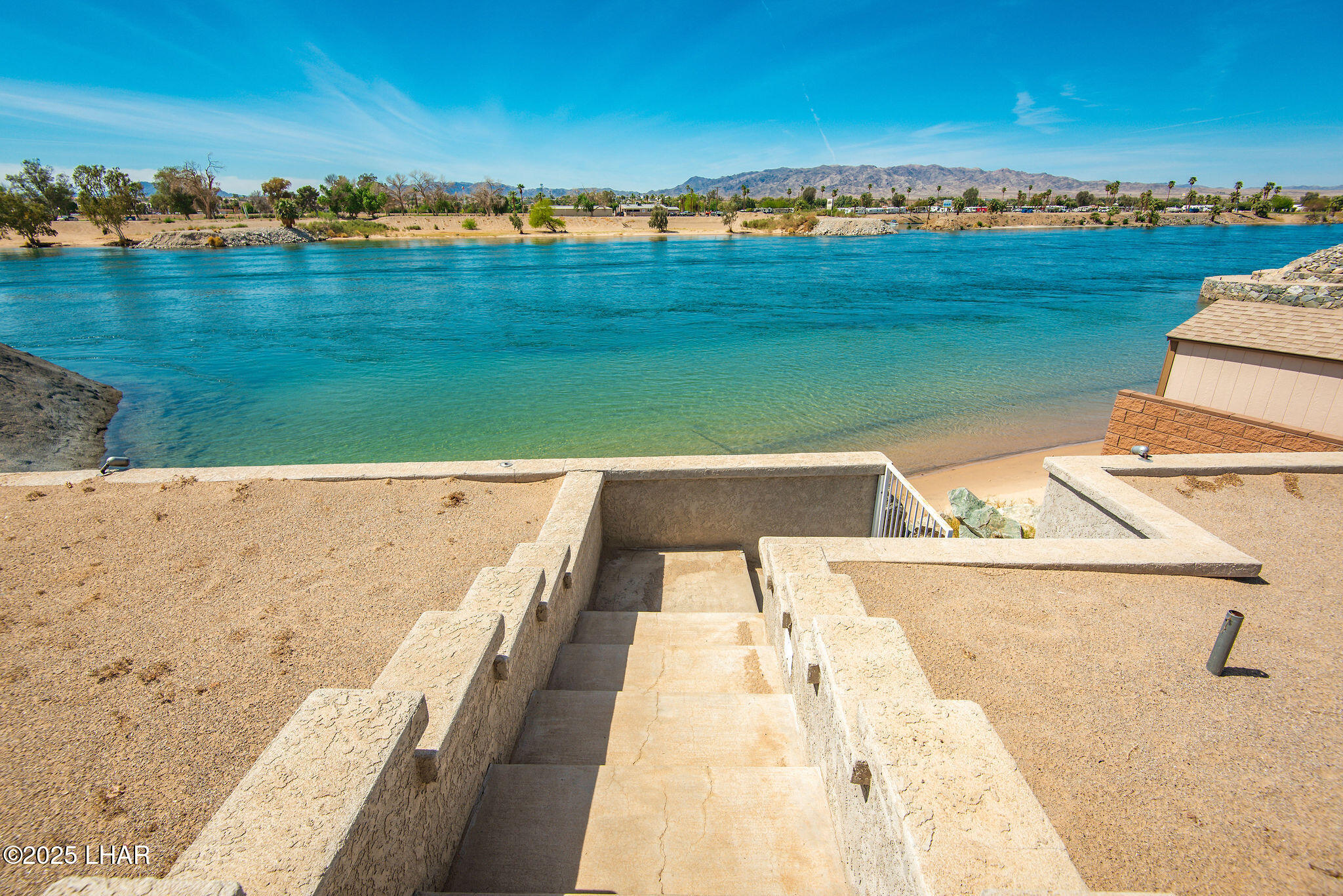 1370 Dike Rd, Mohave Valley