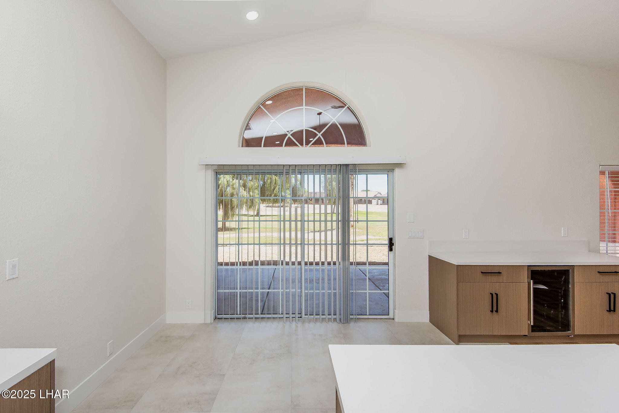 5708 Desert Lakes Dr