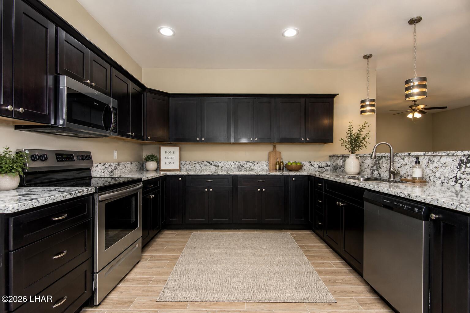 1976 E Winter Haven Dr