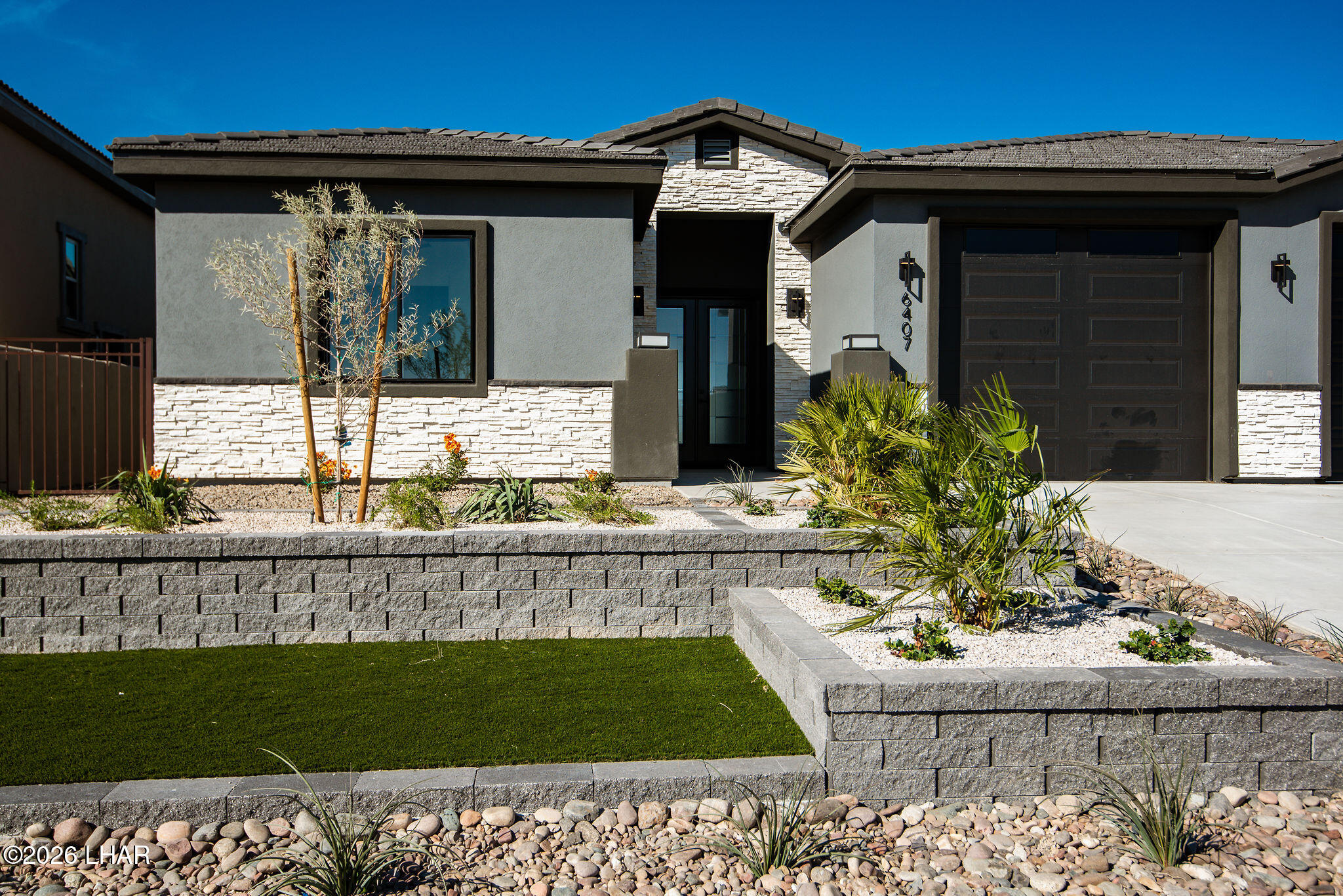 6407 S Calle Serena