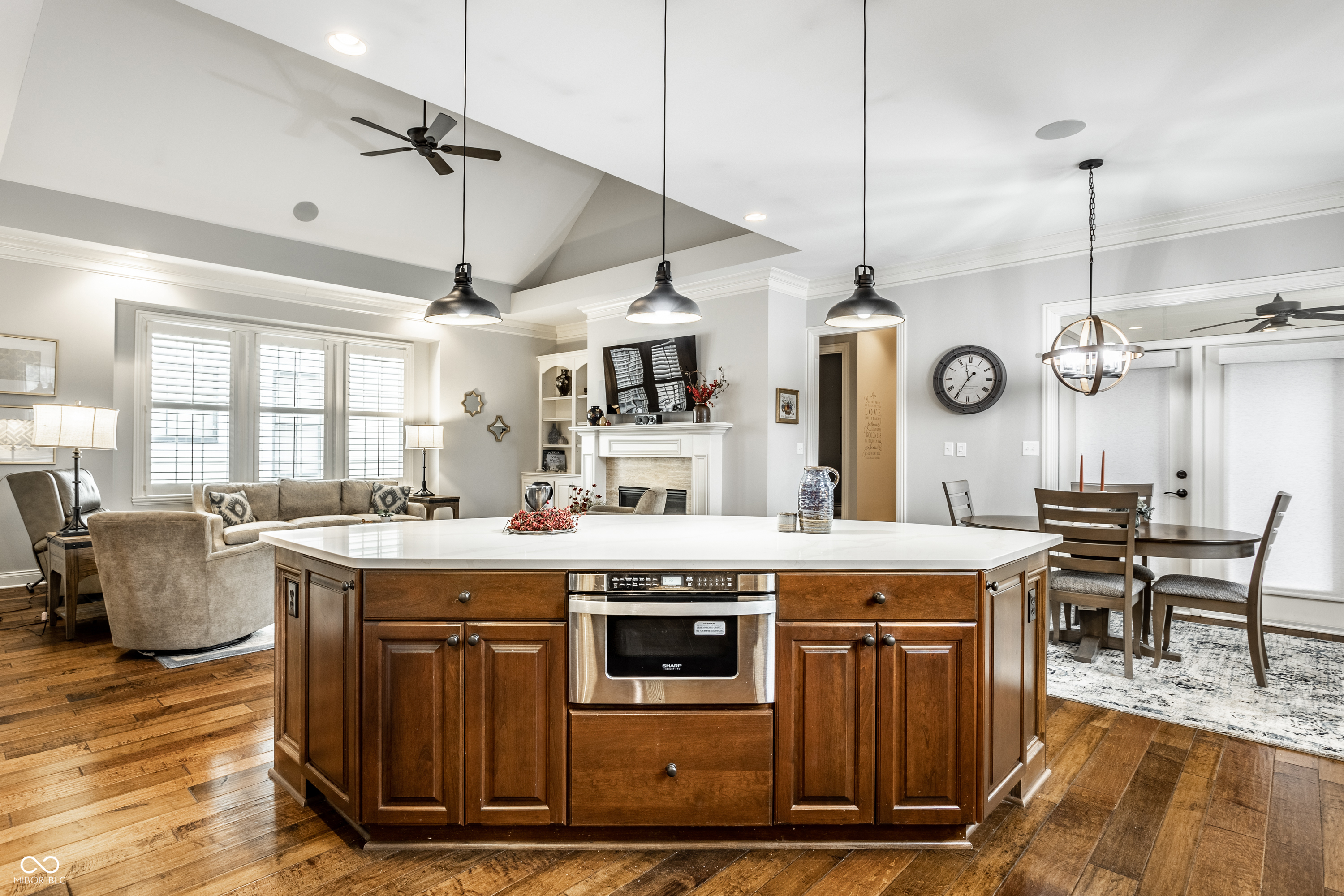 13002 Deerstyne Green Street