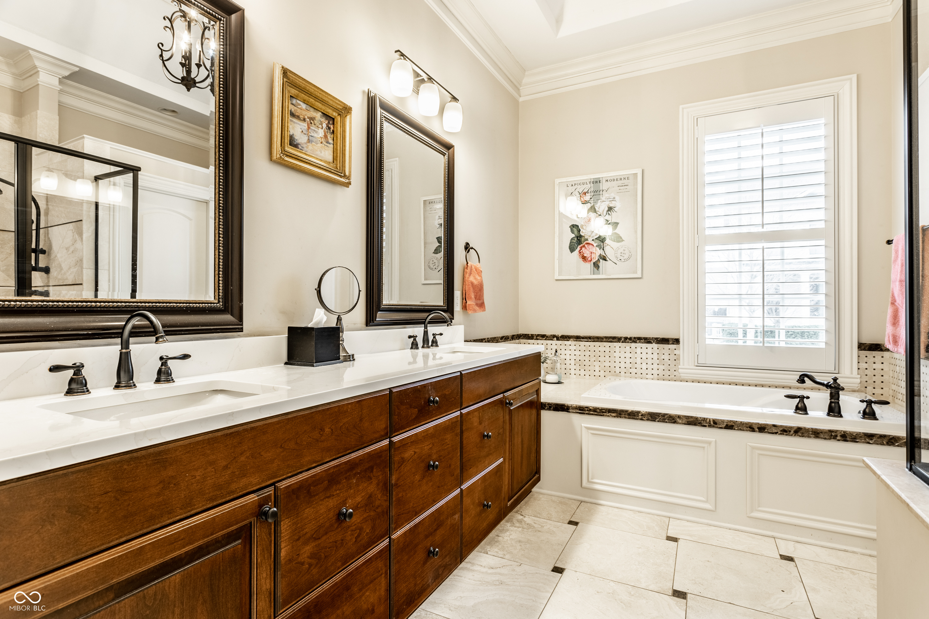 13002 Deerstyne Green Street