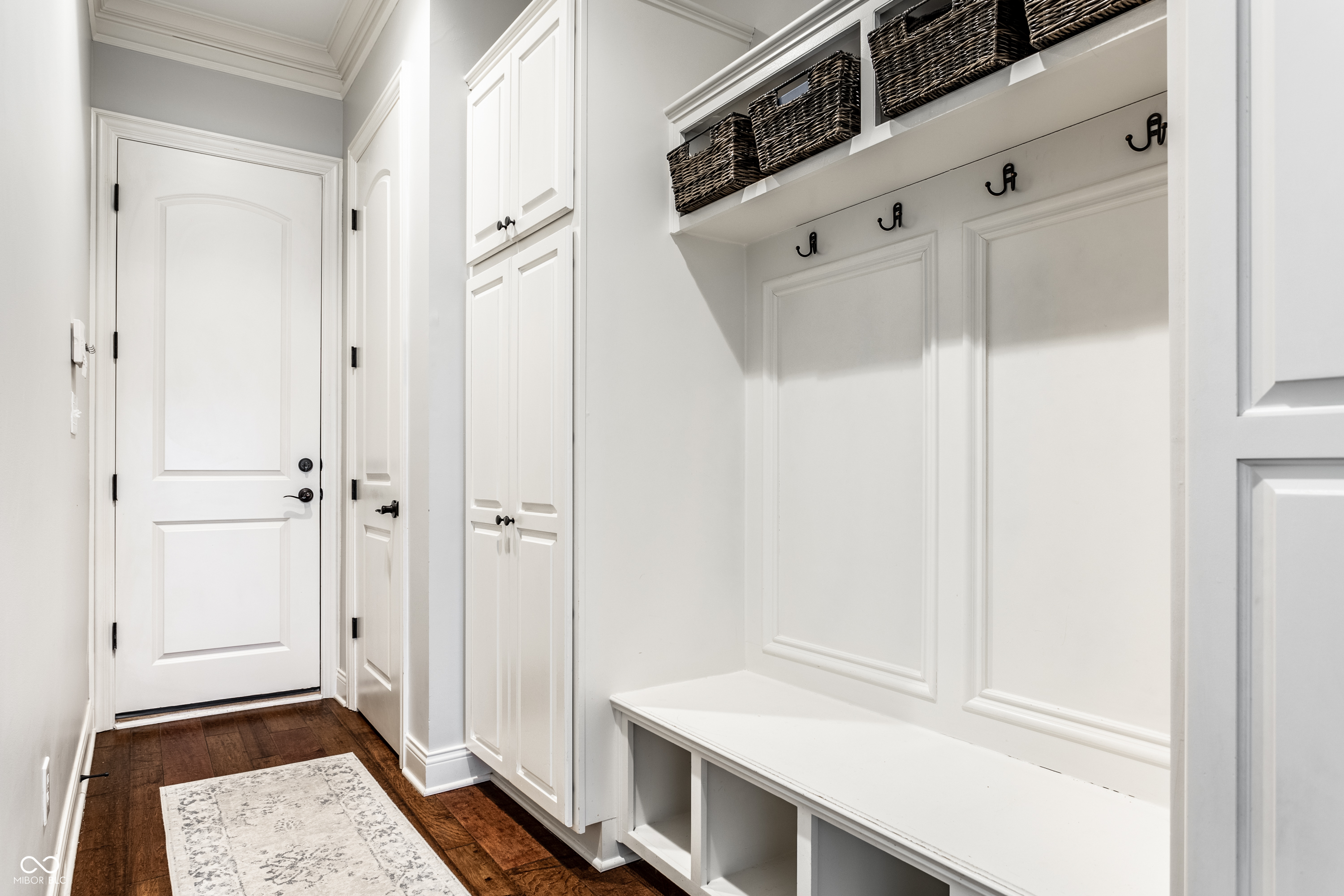 13002 Deerstyne Green Street