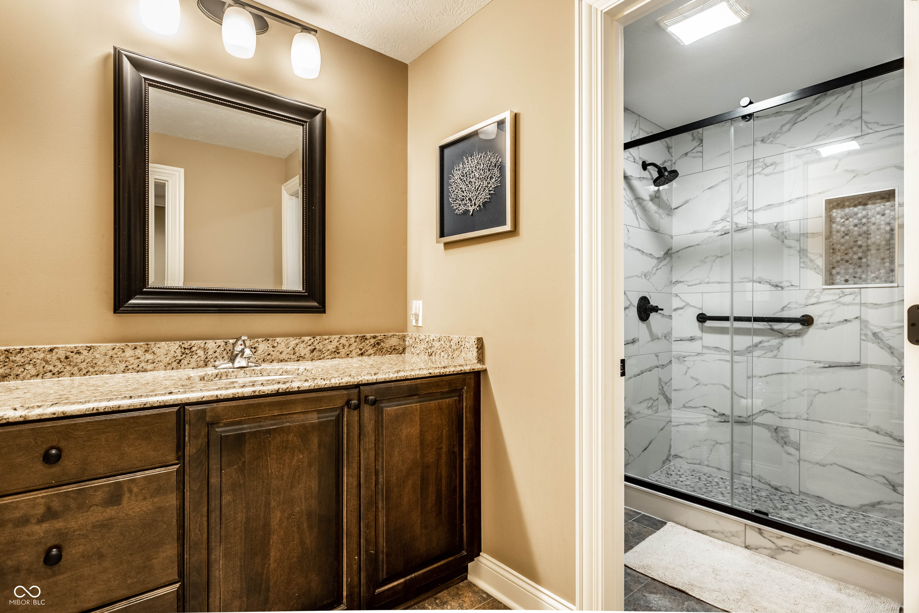 13002 Deerstyne Green Street