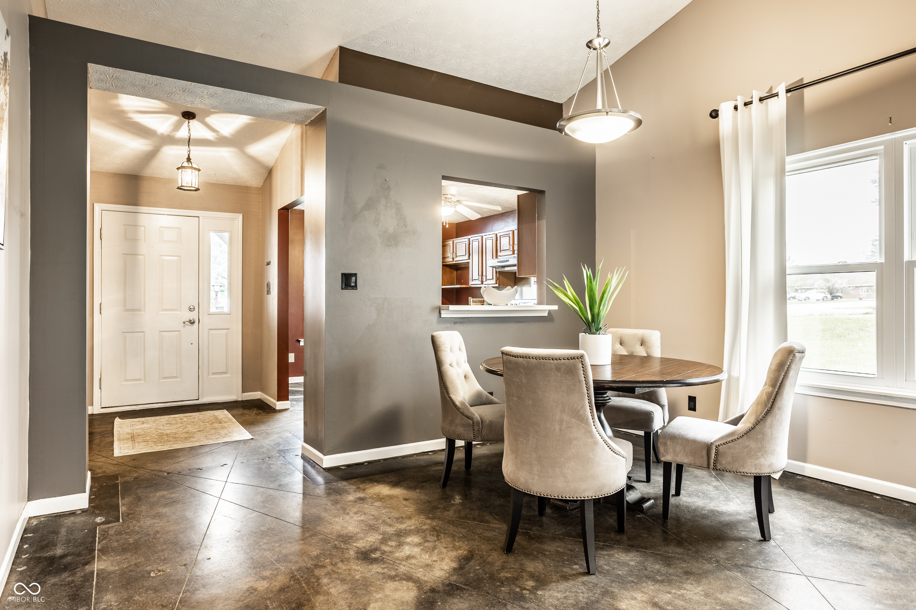 3239 Village Park North Drive