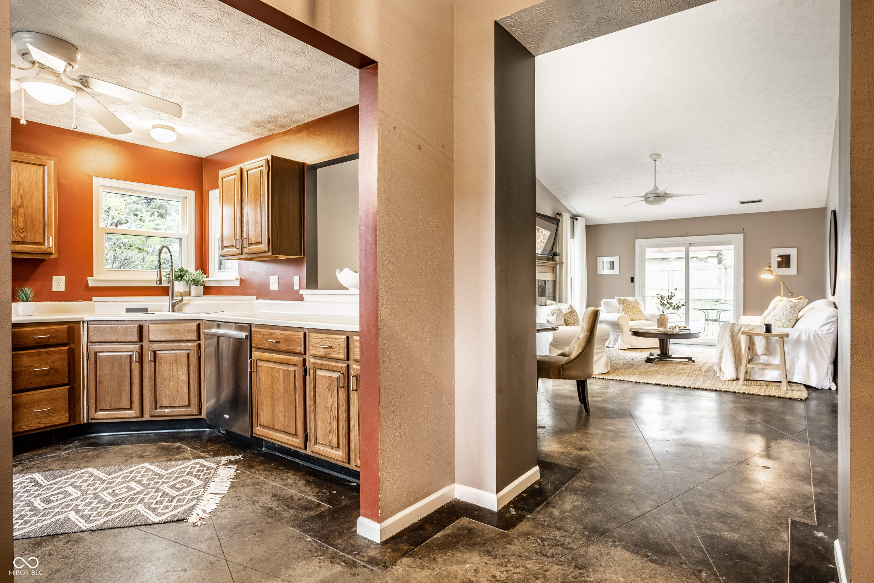 3239 Village Park North Drive