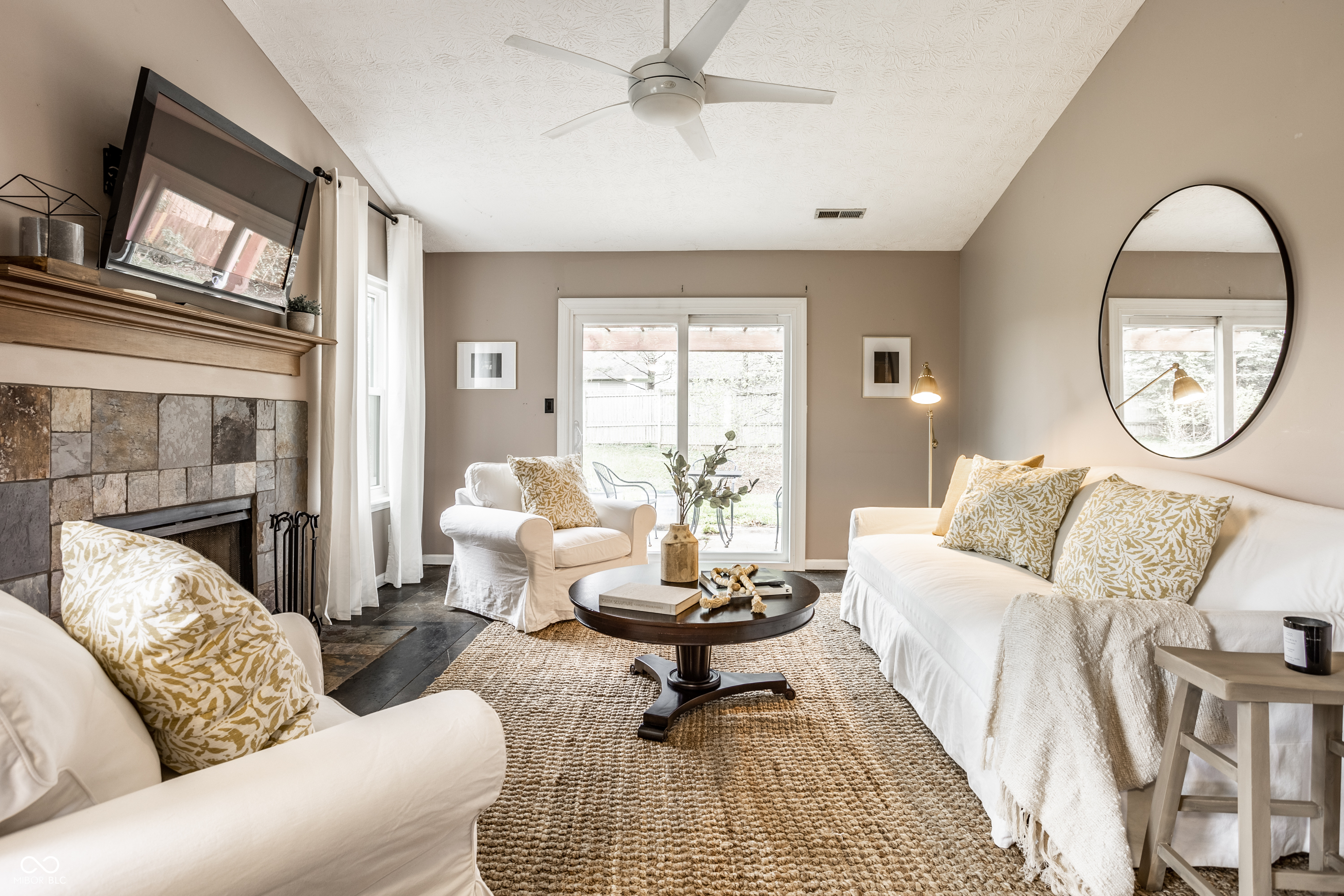 3239 Village Park North Drive