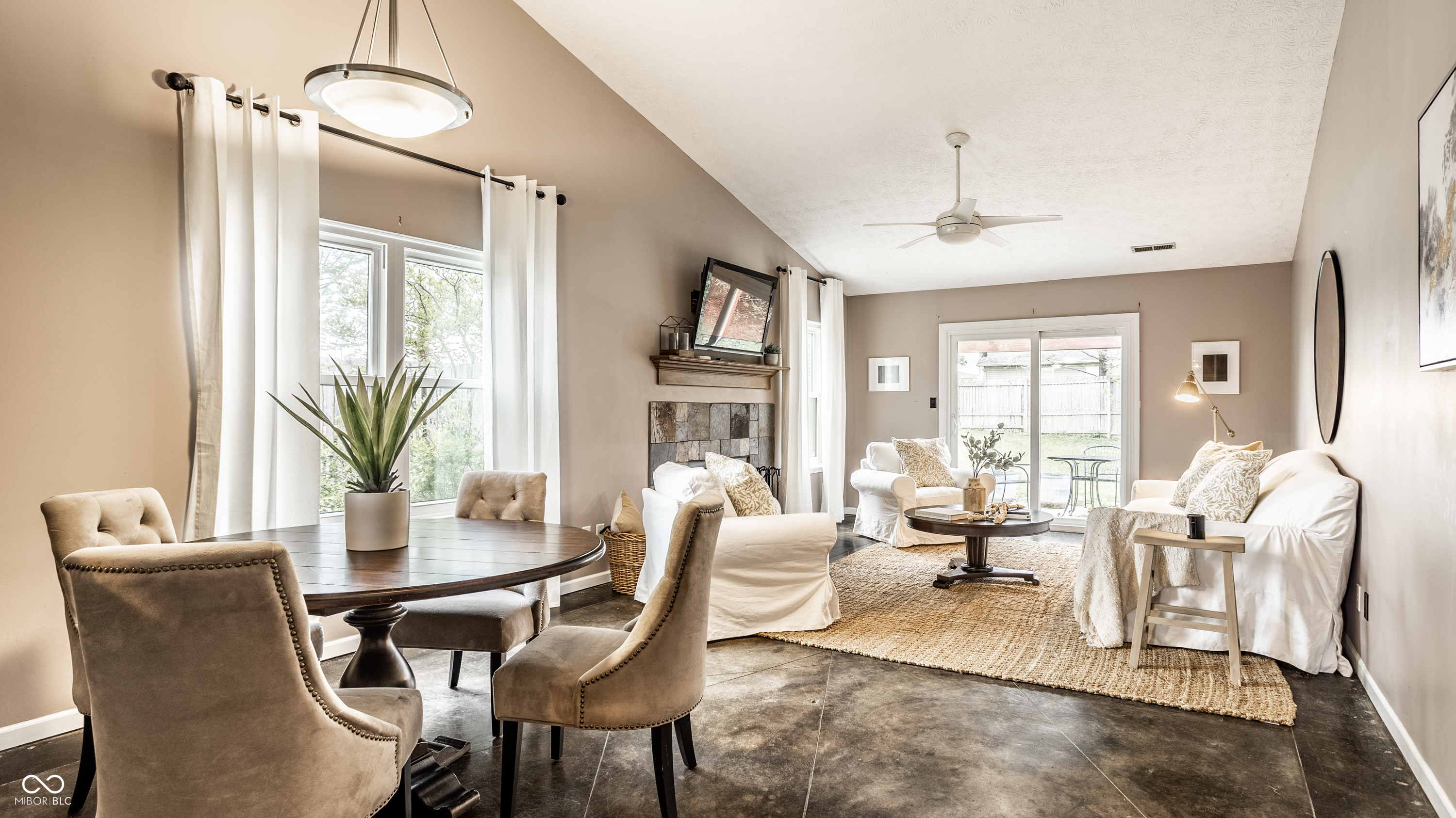 3239 Village Park North Drive