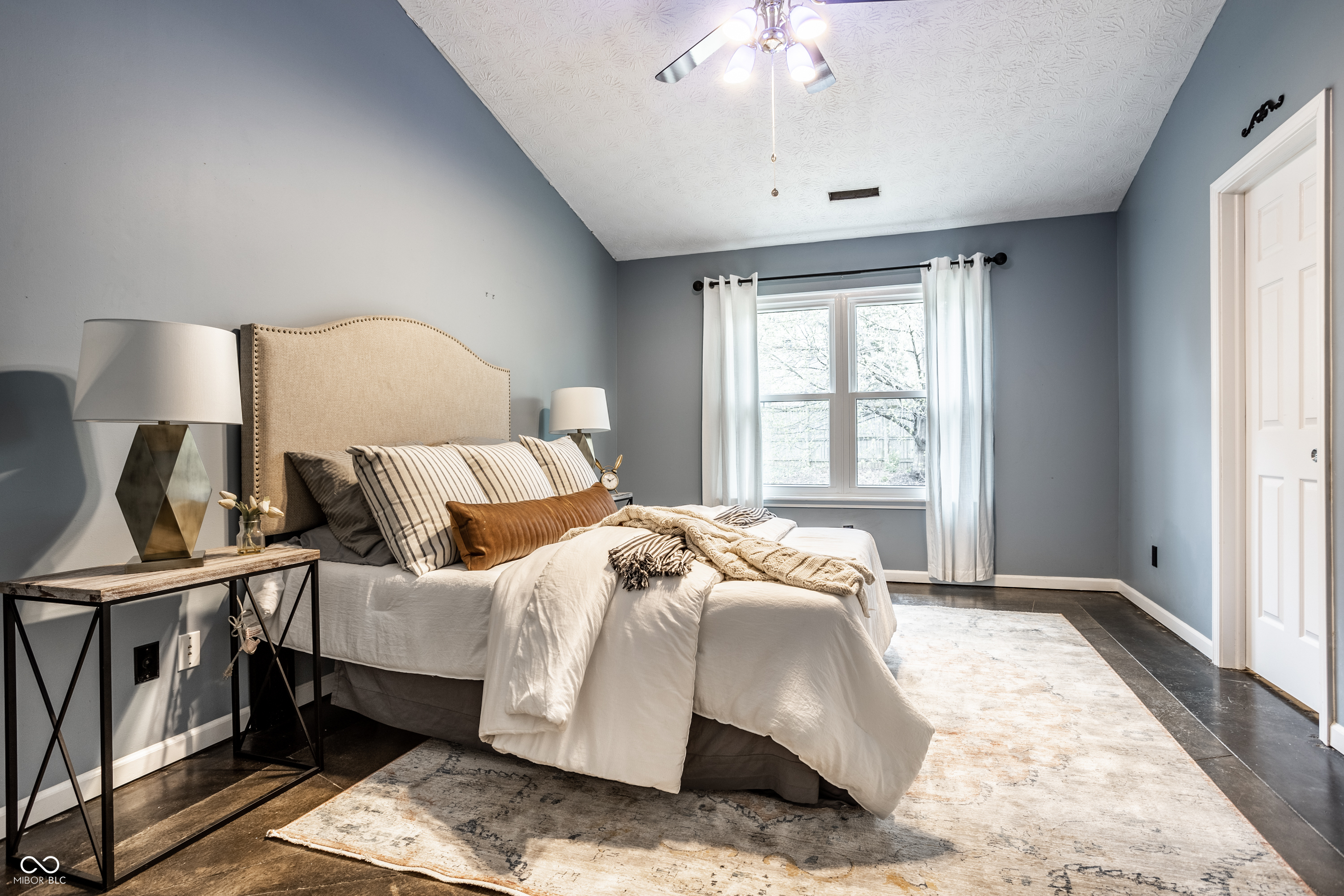 3239 Village Park North Drive