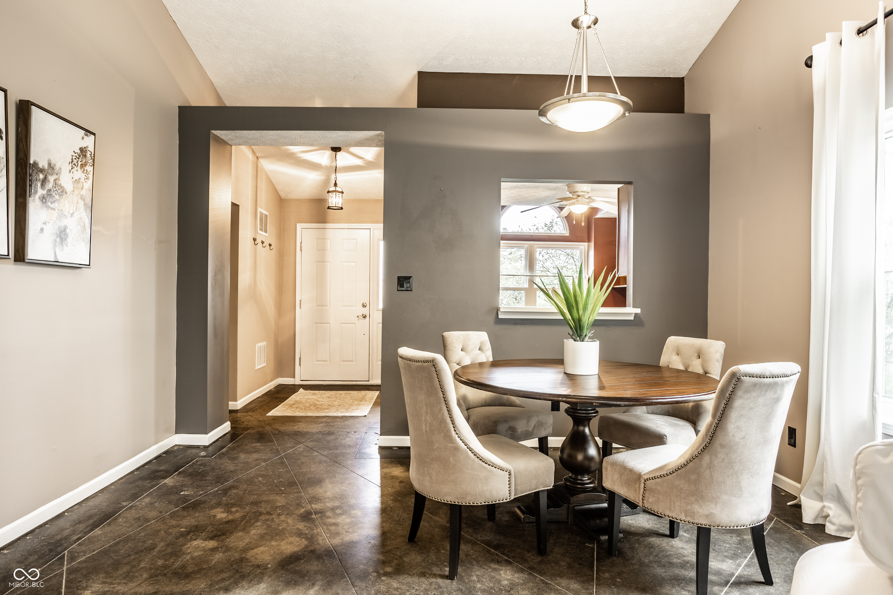 3239 Village Park North Drive