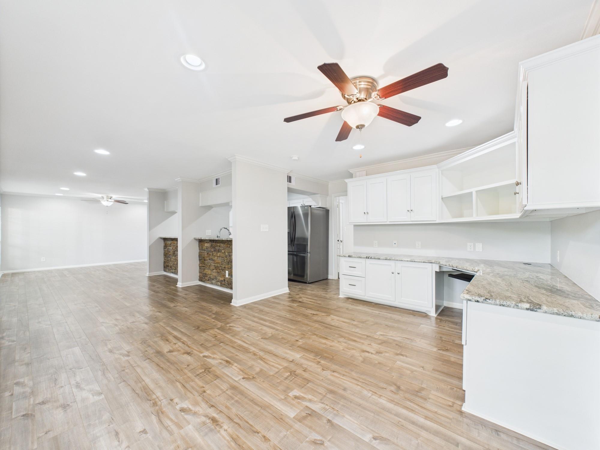5333 Richmond Avenue # 11