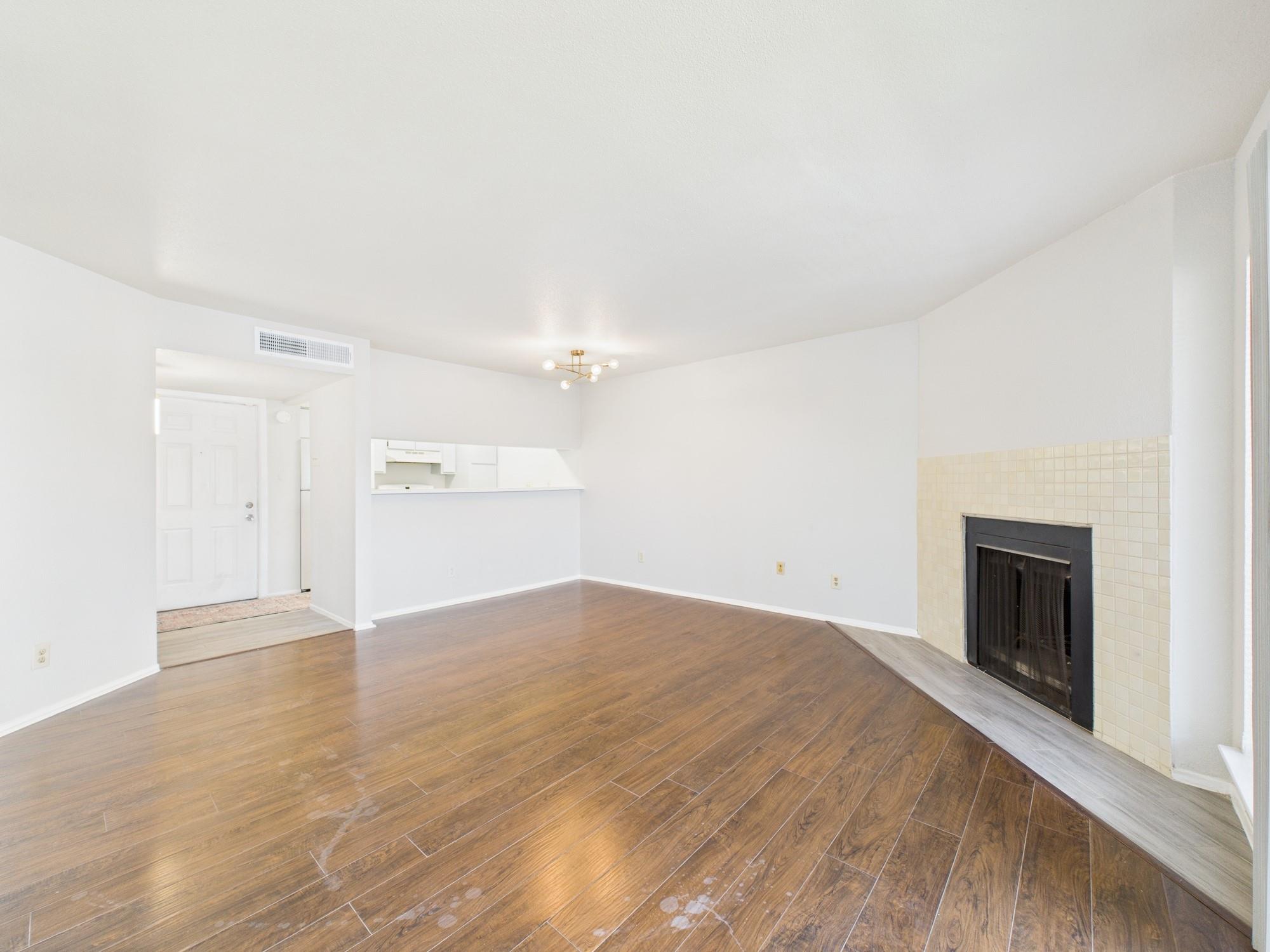 2822 S Bartell Drive # 39