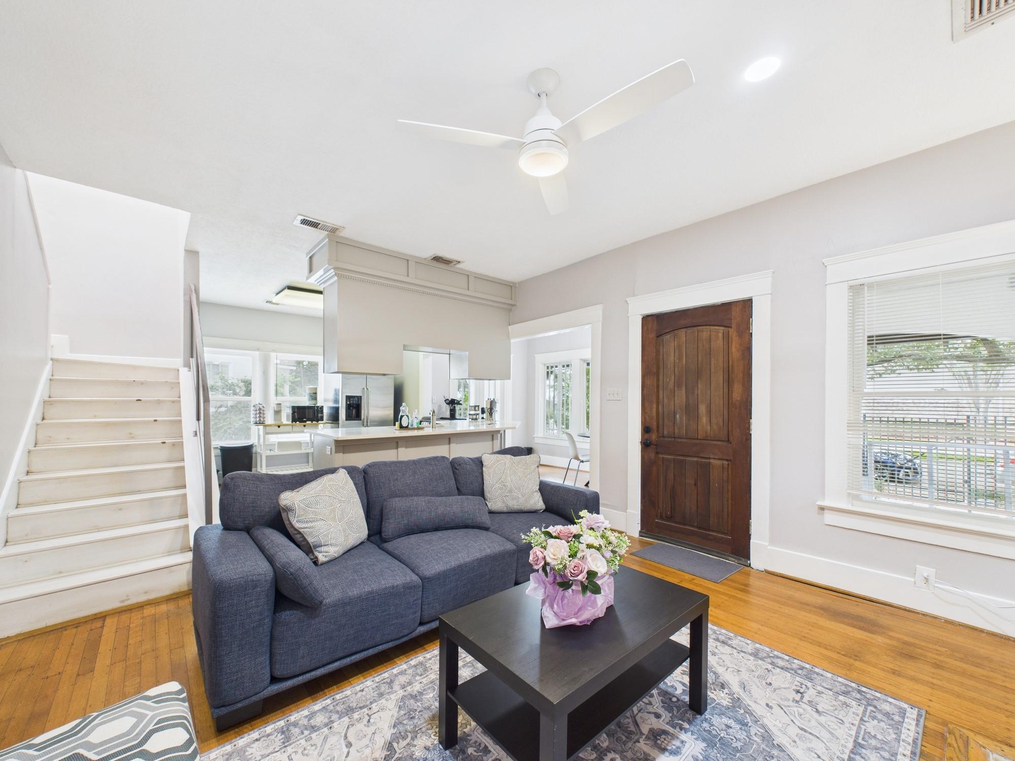 3613 Audubon Place, Houston