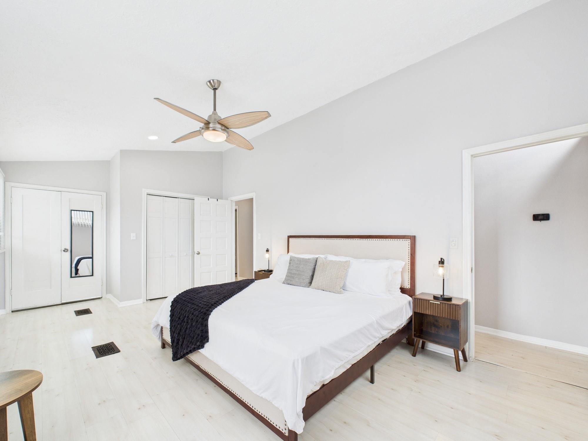 3613 Audubon Place, Houston