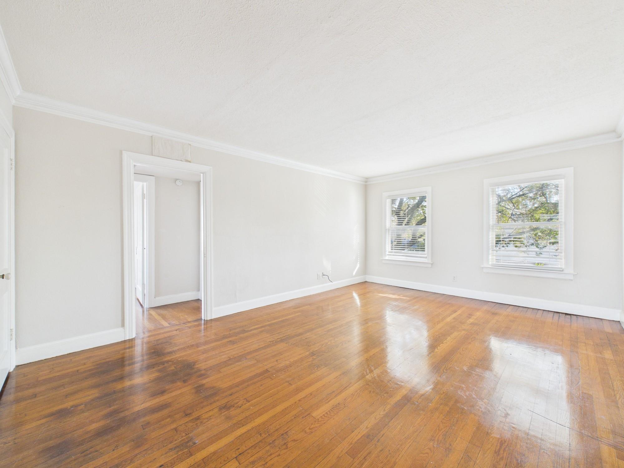 1920 Richmond Avenue # 3