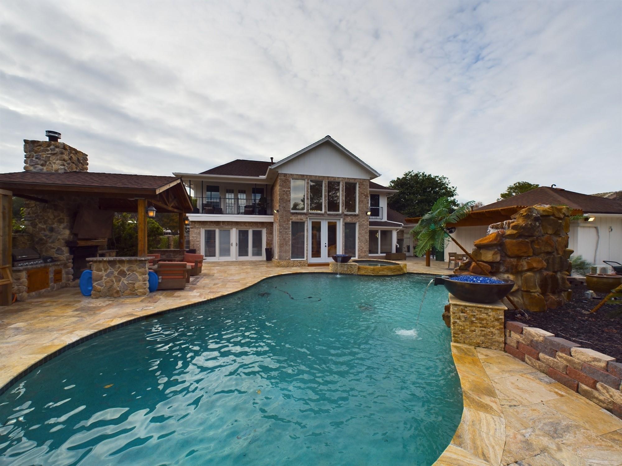 7702 Antoine Drive