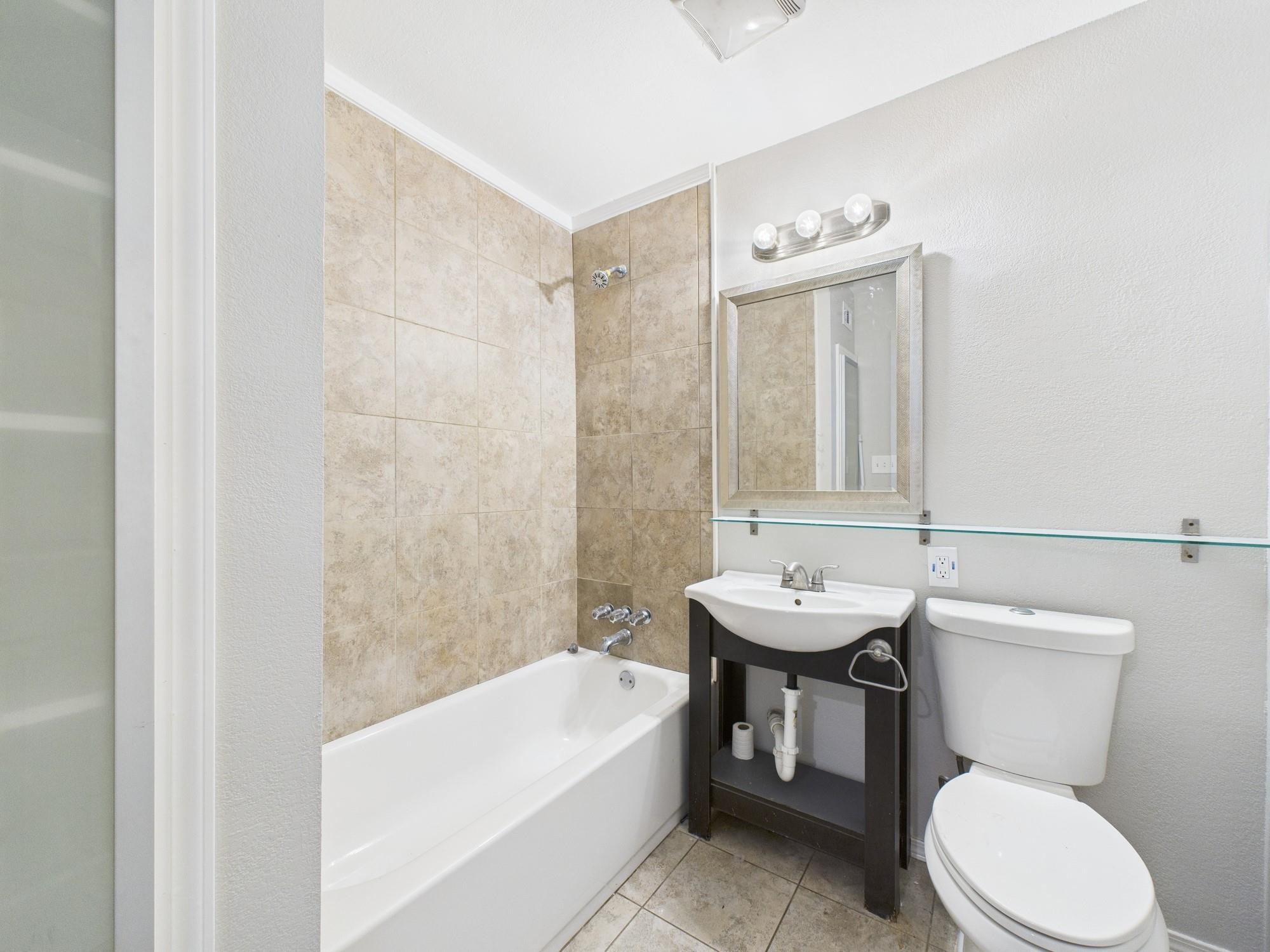 5353 Richmond Avenue # 15, Houston Unit: 15