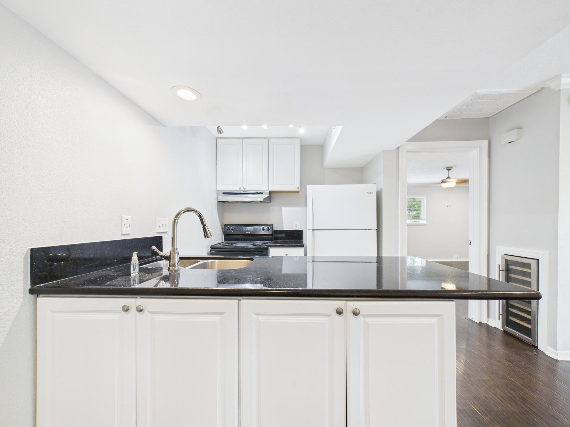 5353 Richmond Avenue # 15, Houston Unit: 15