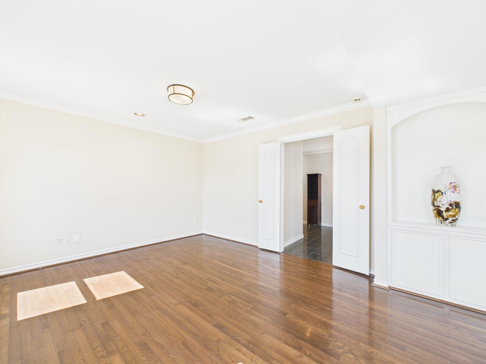 7608 Del Monte Drive