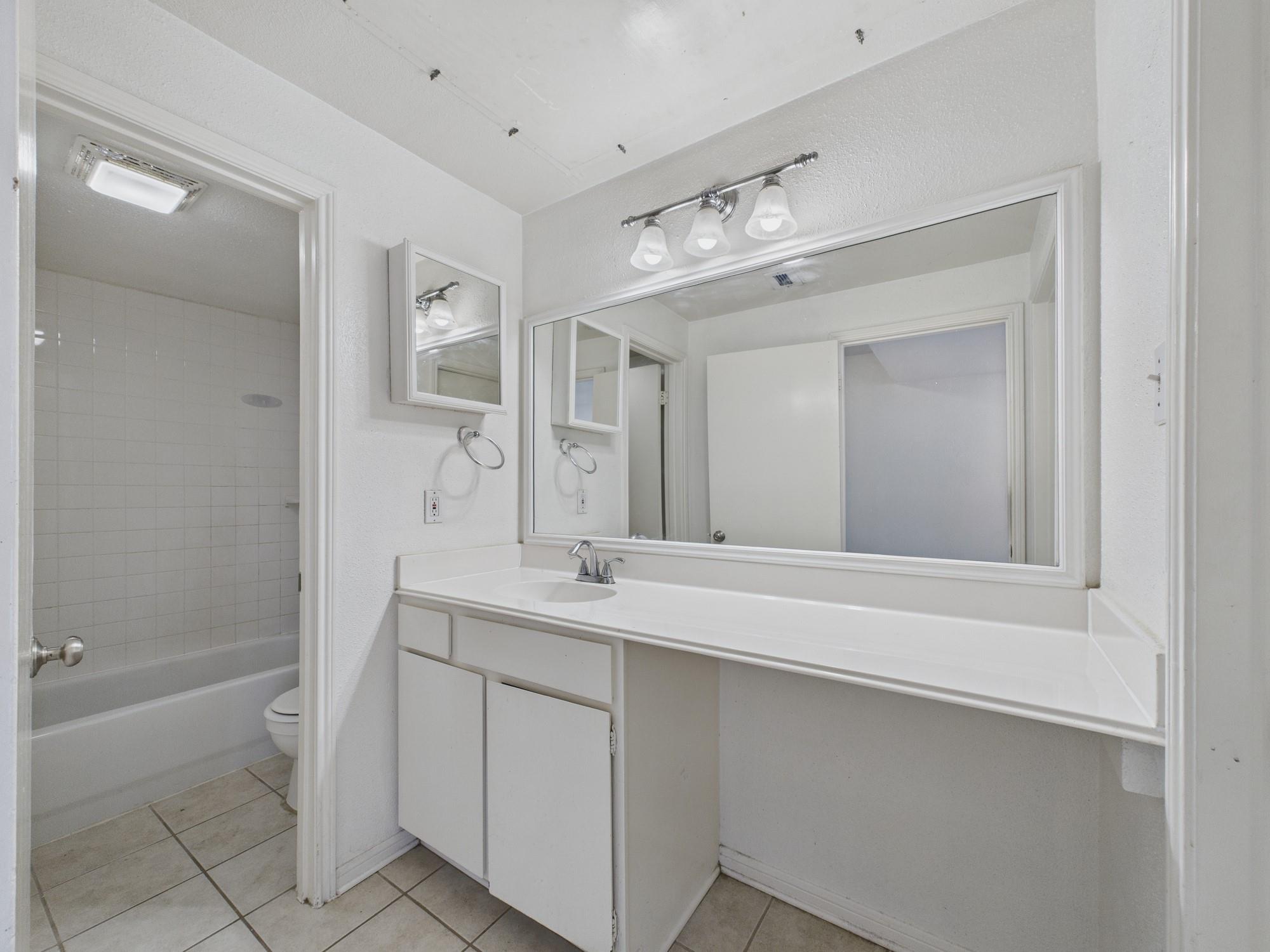 2100 Tanglewilde Street # 133