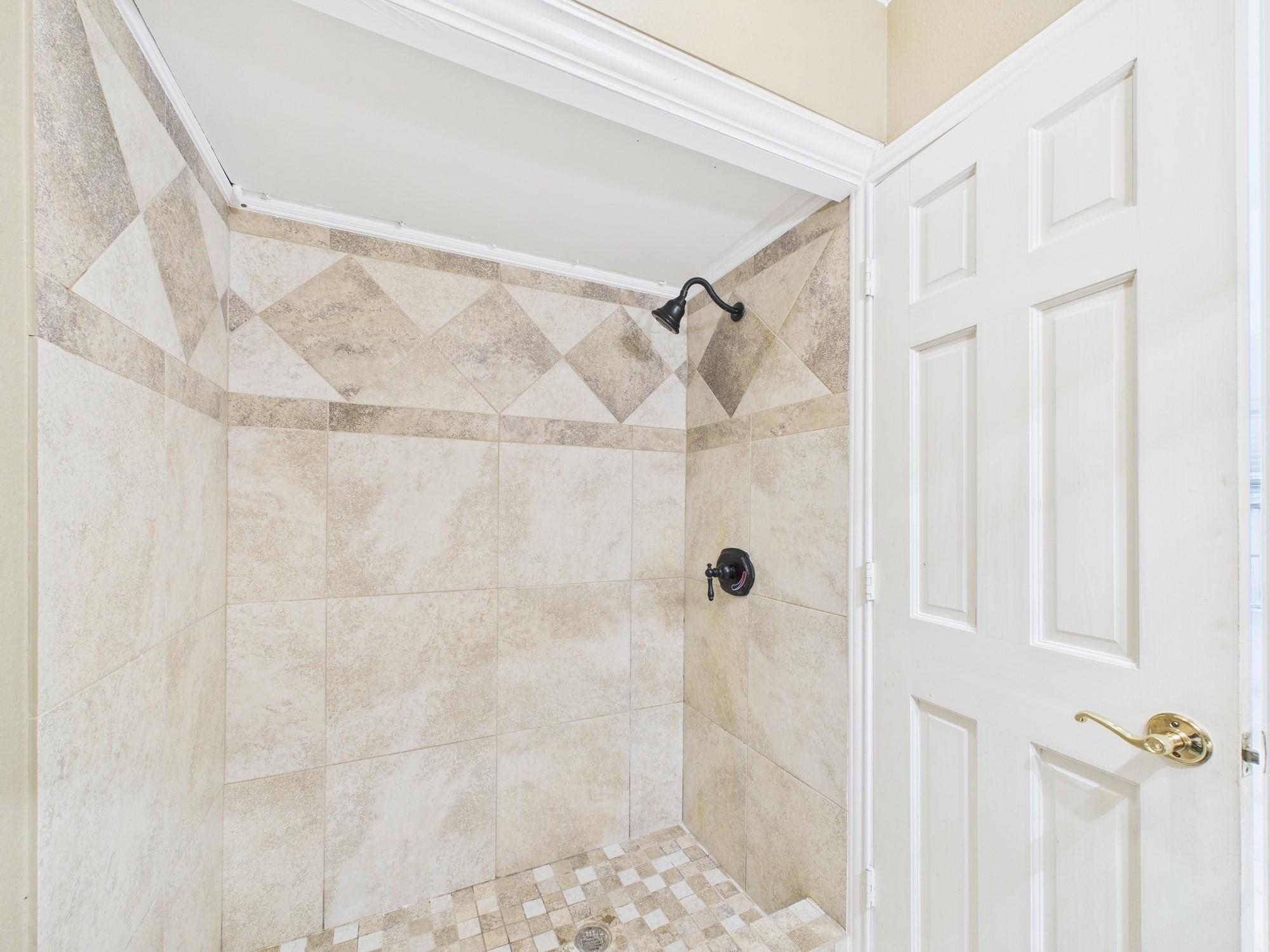 2824 Briarhurst Drive # 13, Houston Unit: 13