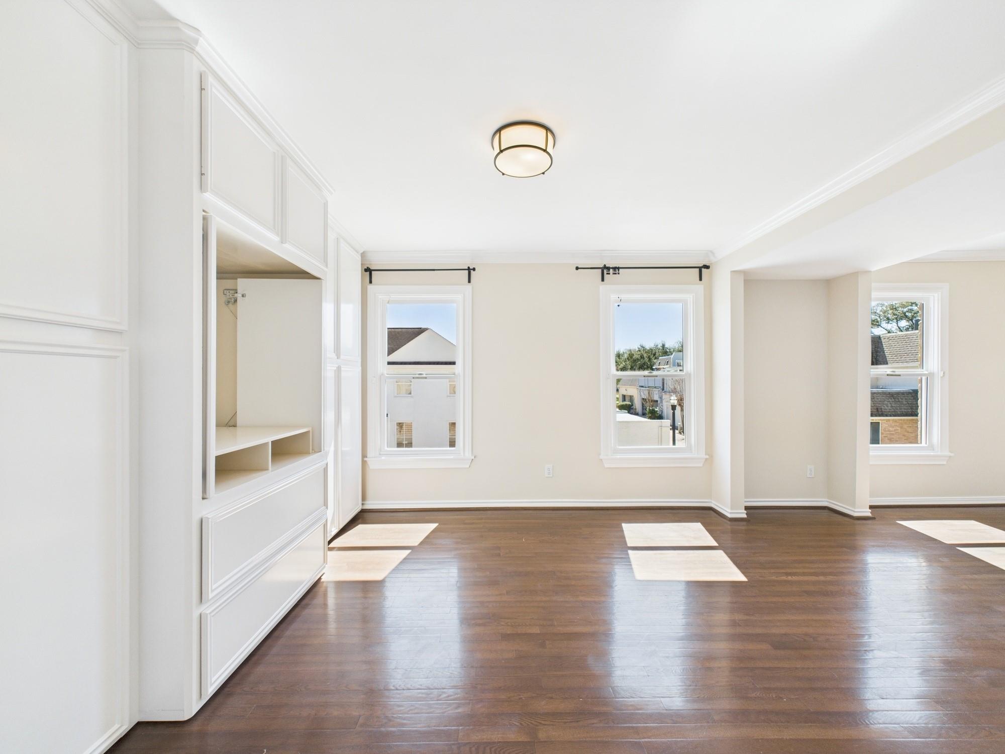 7608 Del Monte Drive, Houston