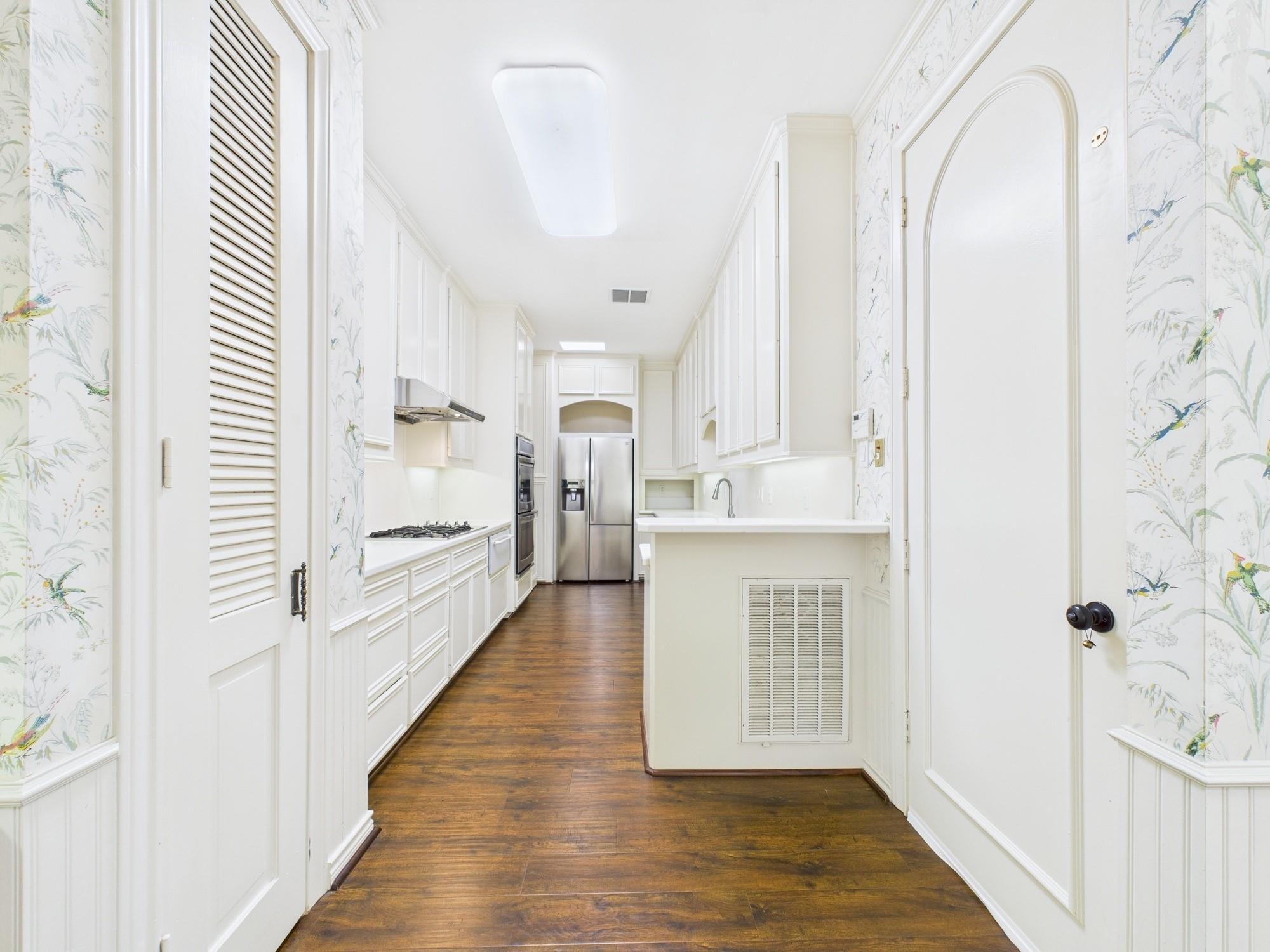 7608 Del Monte Drive, Houston