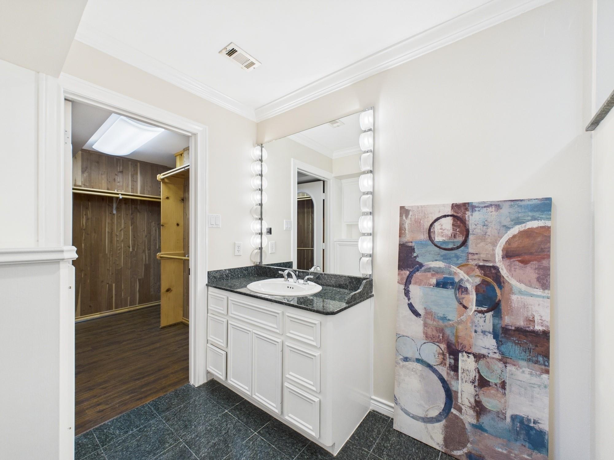 7608 Del Monte Drive, Houston