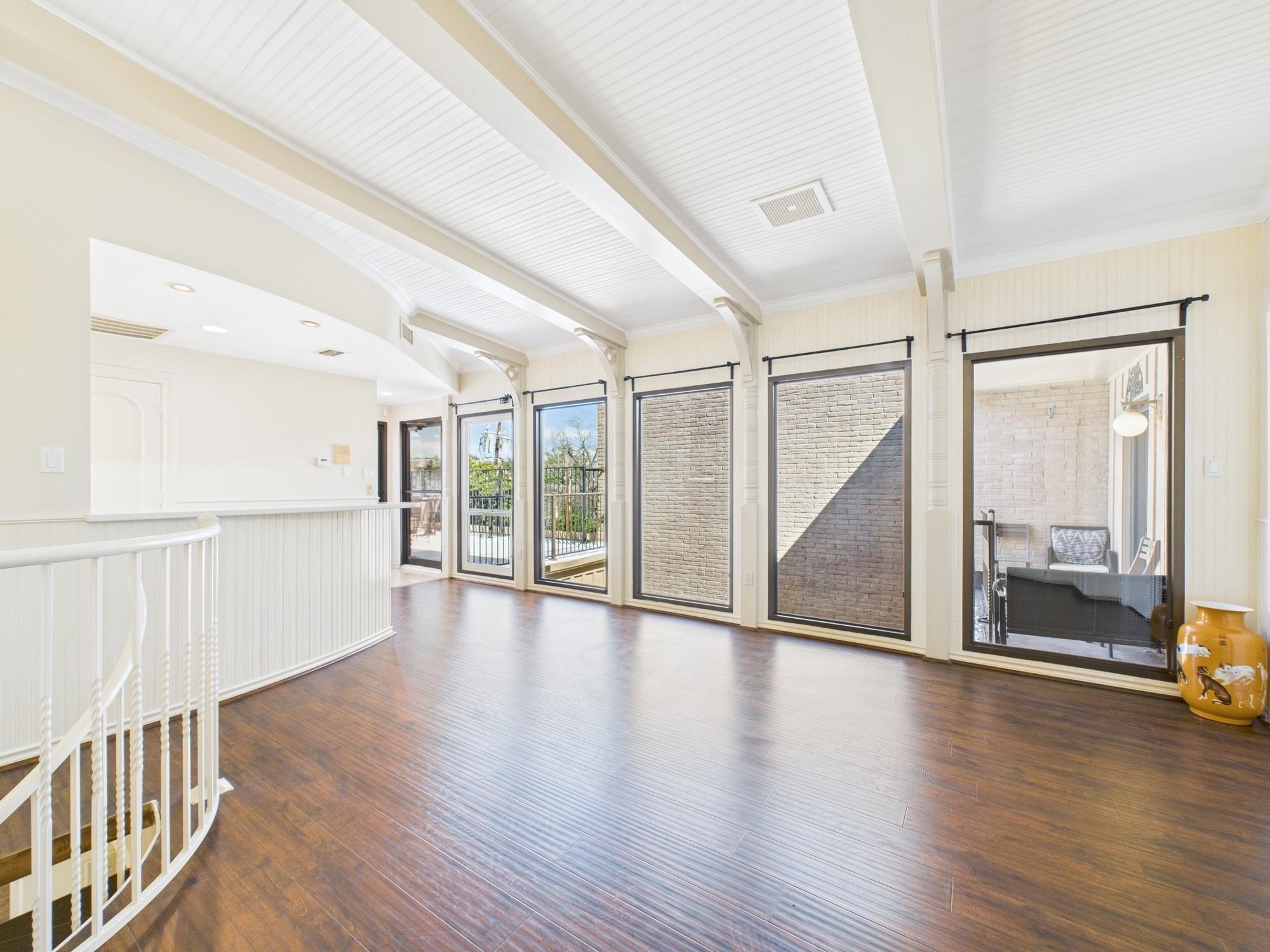 7608 Del Monte Drive, Houston