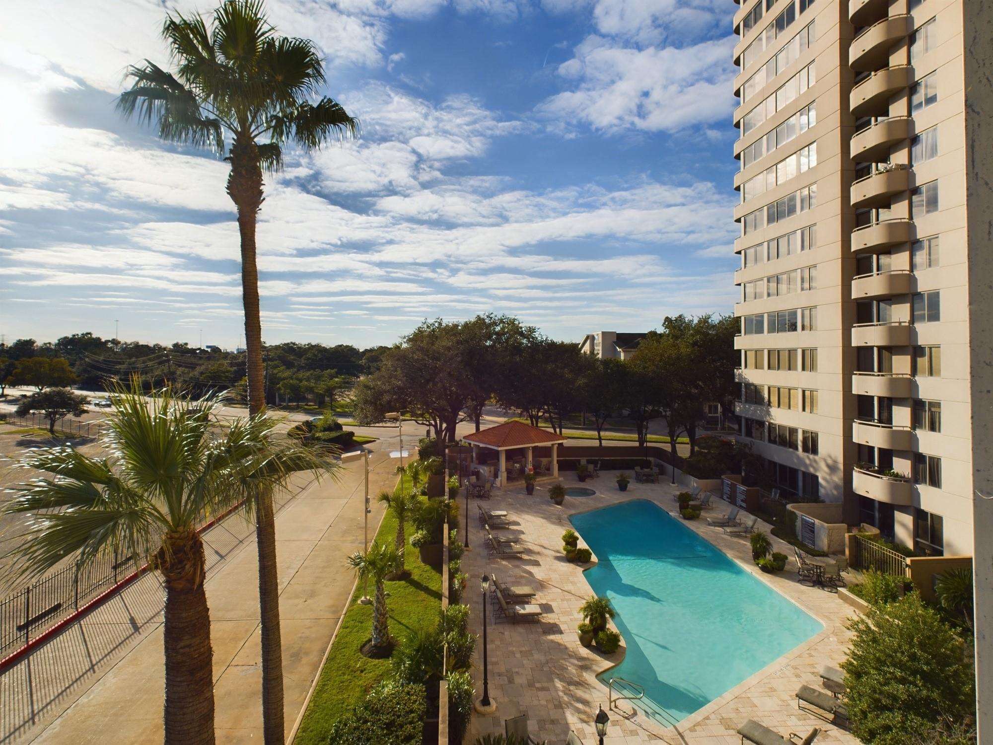 3525 Sage Road # 403