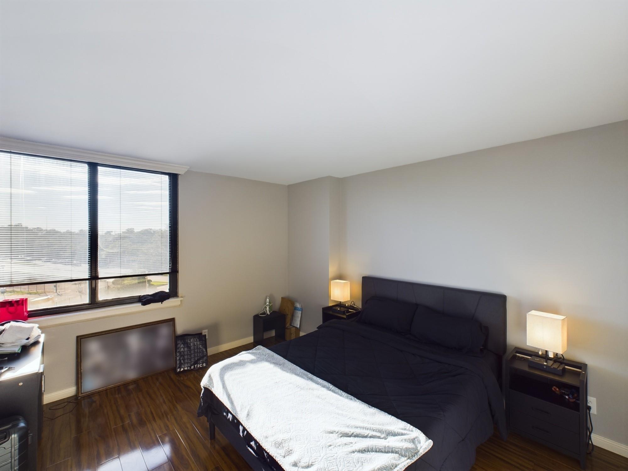 3525 Sage Road # 403