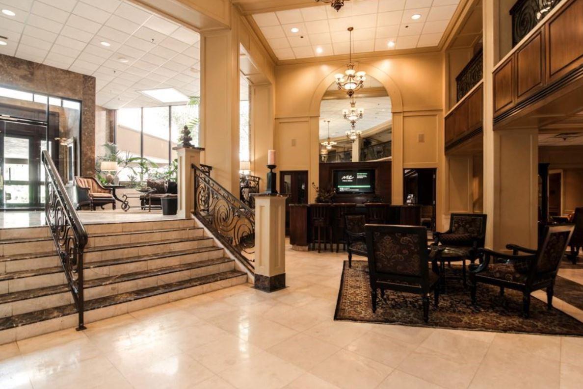 3525 Sage Road # 403